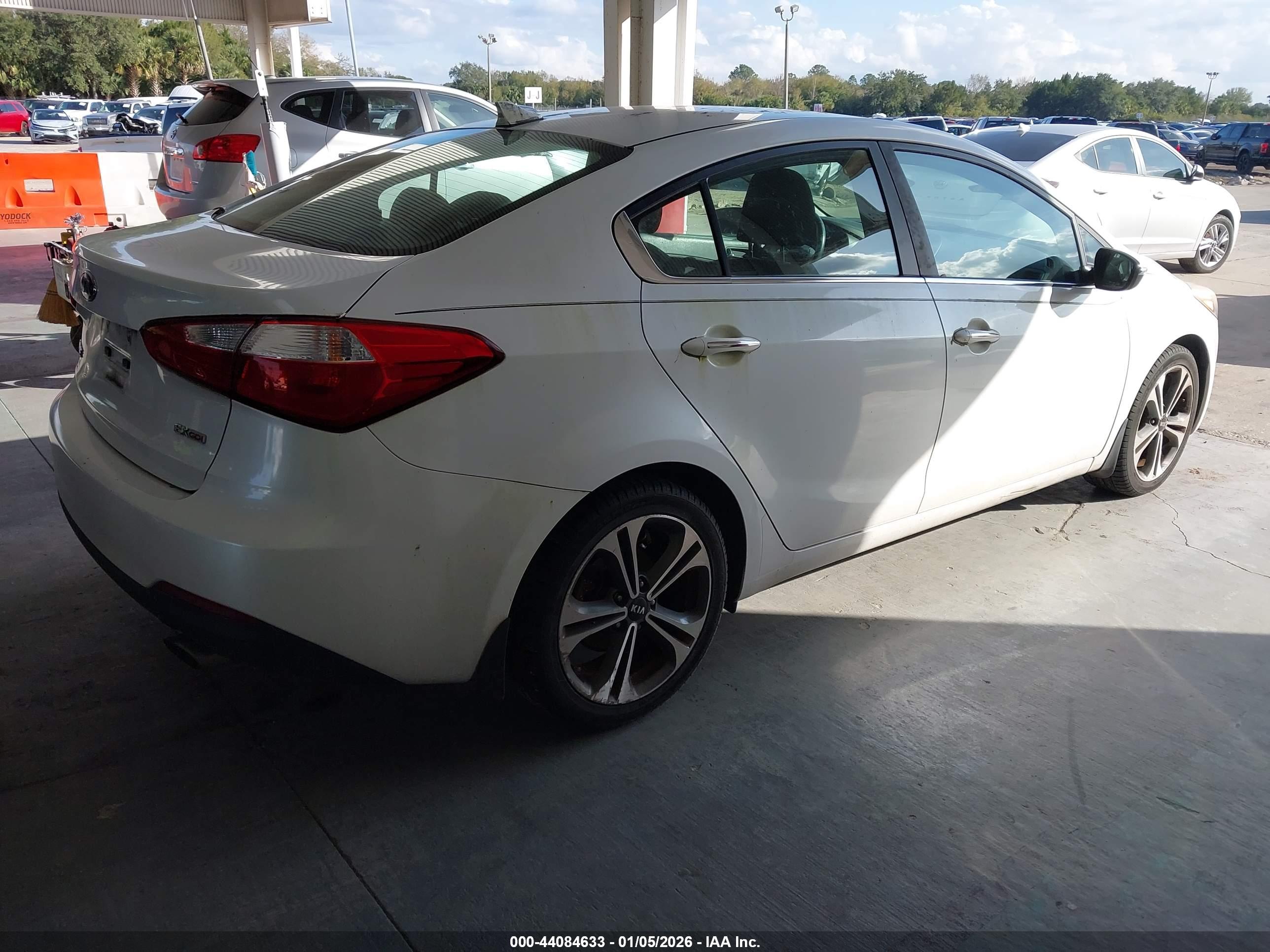 KIA FORTE image 4