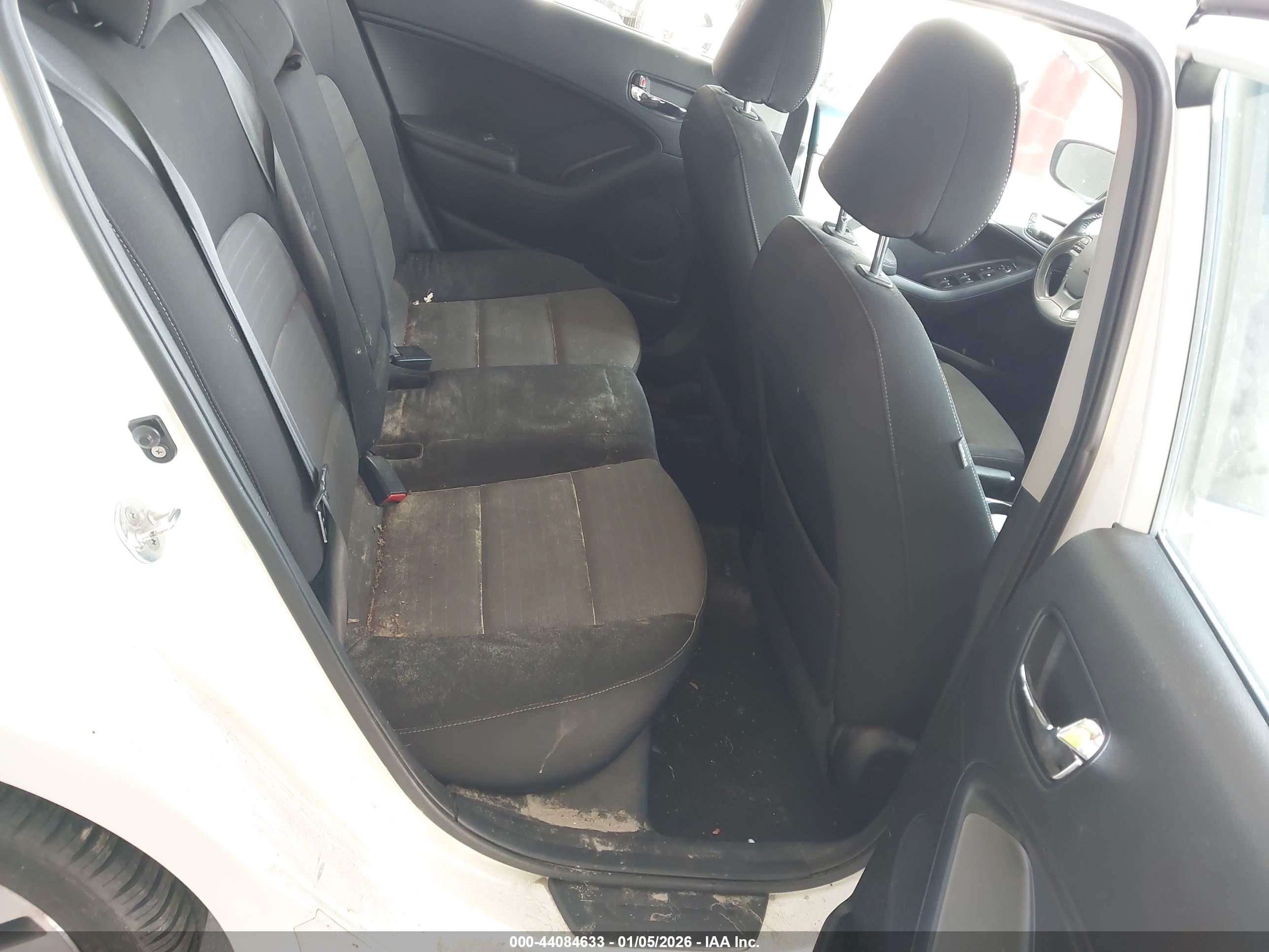 KIA FORTE image 8