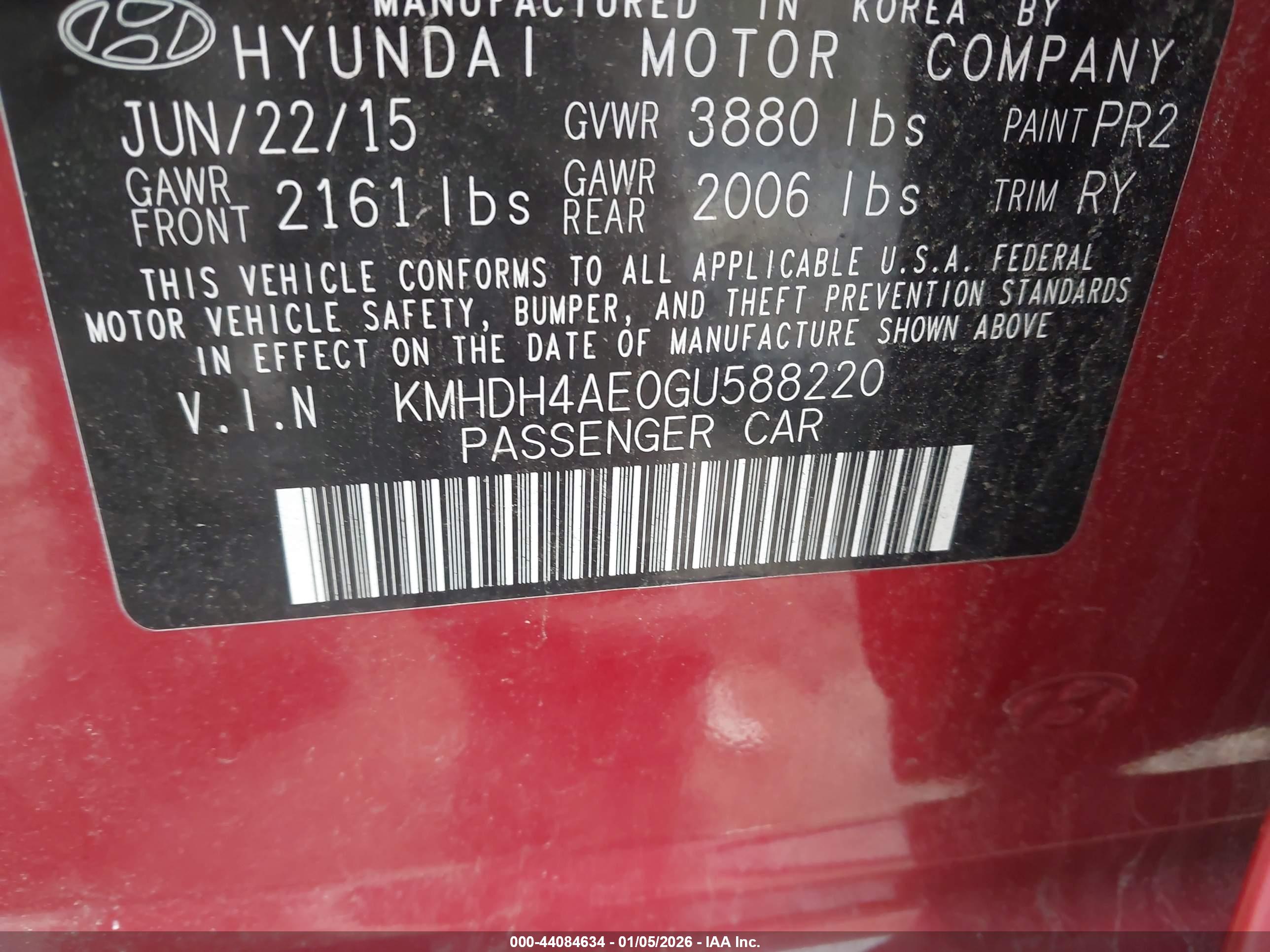 HYUNDAI ELANTRA image 9