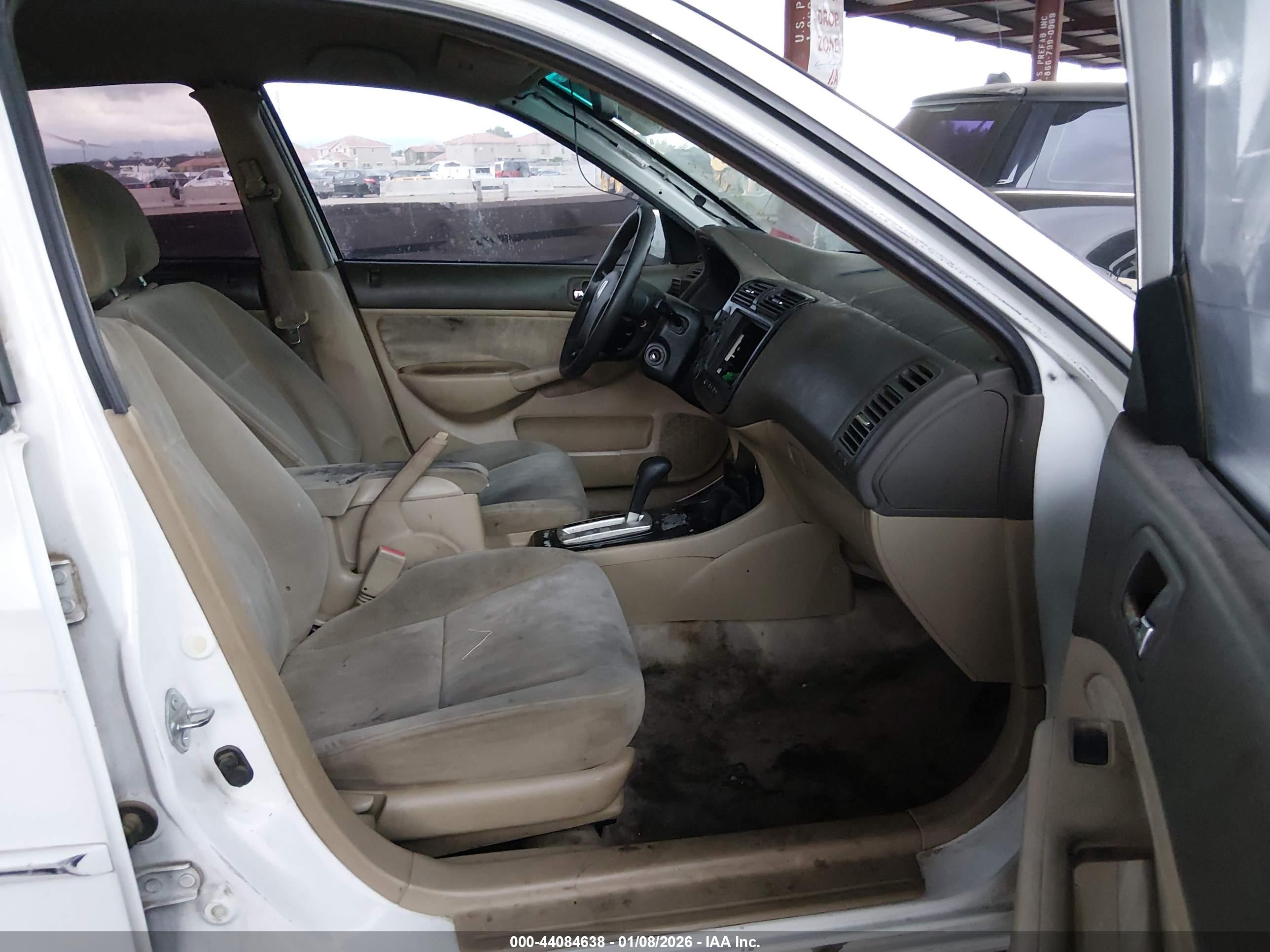 HONDA CIVIC image 5