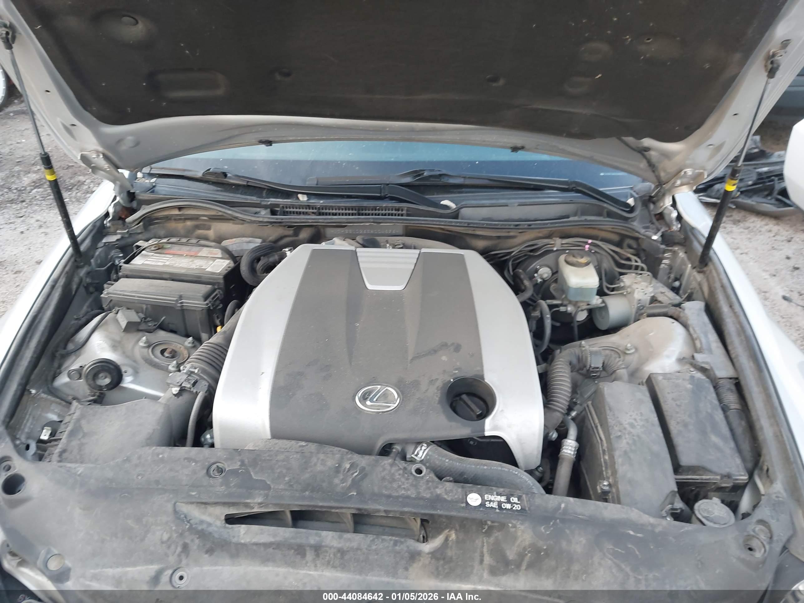 LEXUS IS image 10
