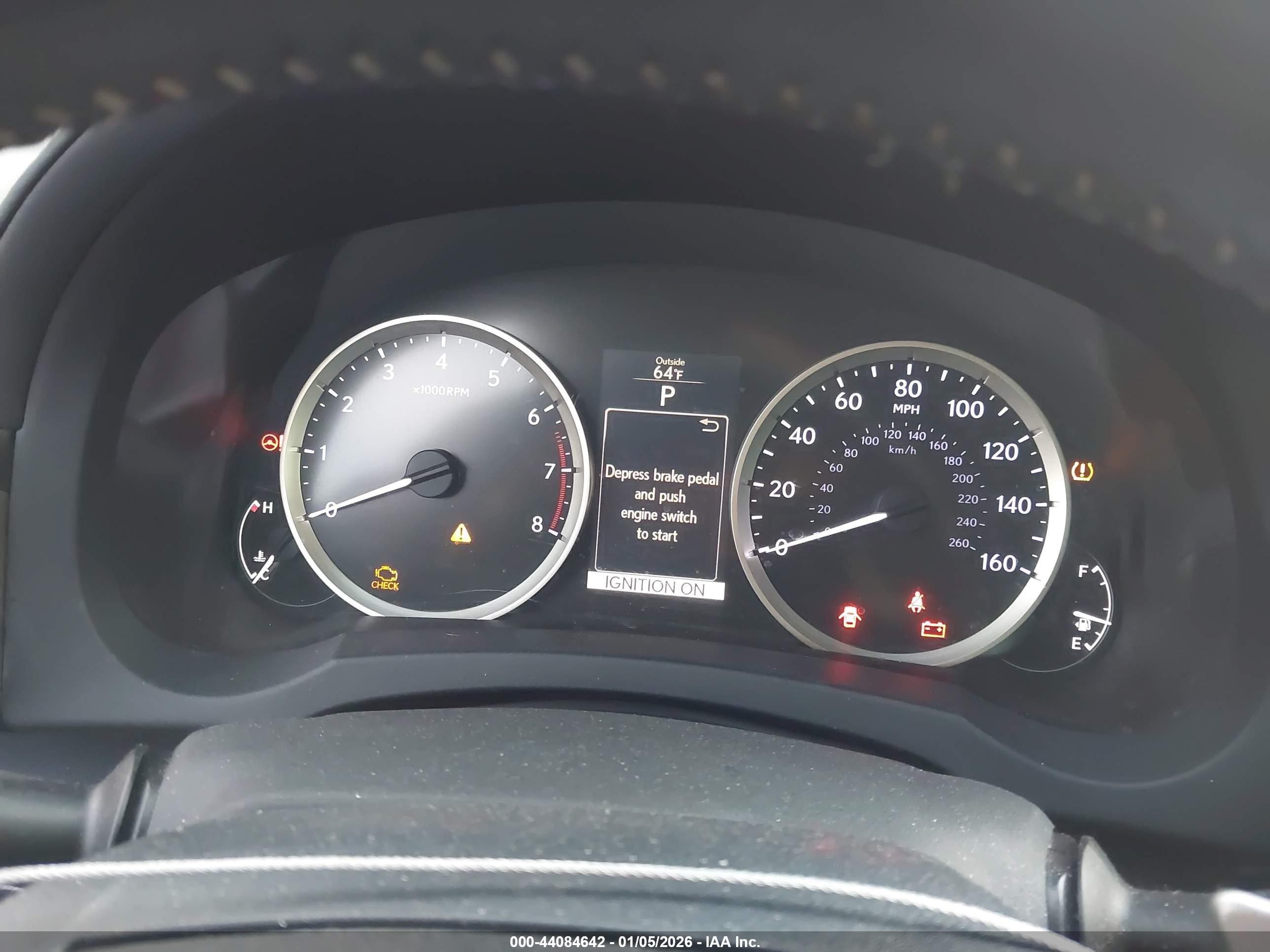 LEXUS IS image 7