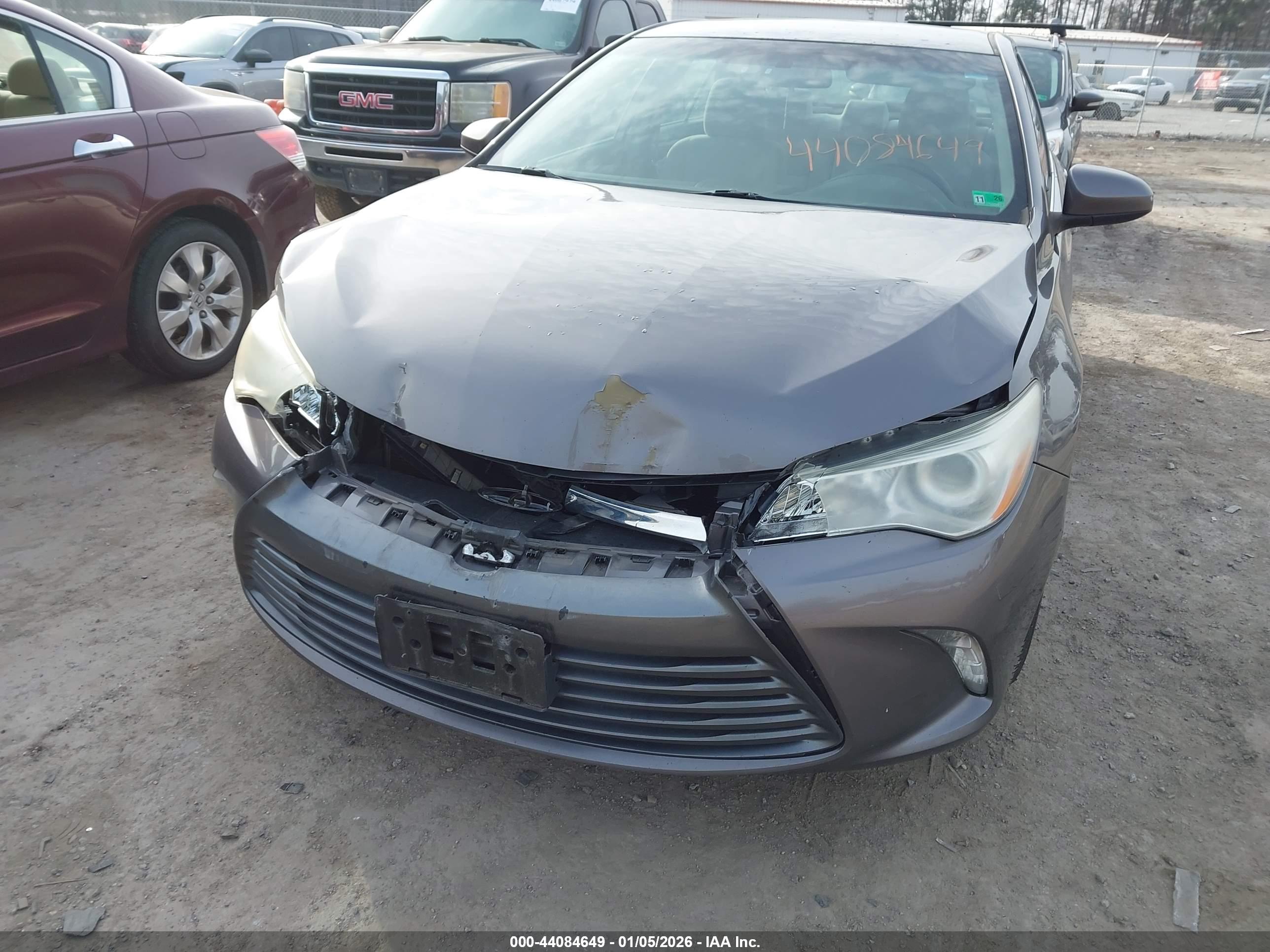 TOYOTA CAMRY image 6