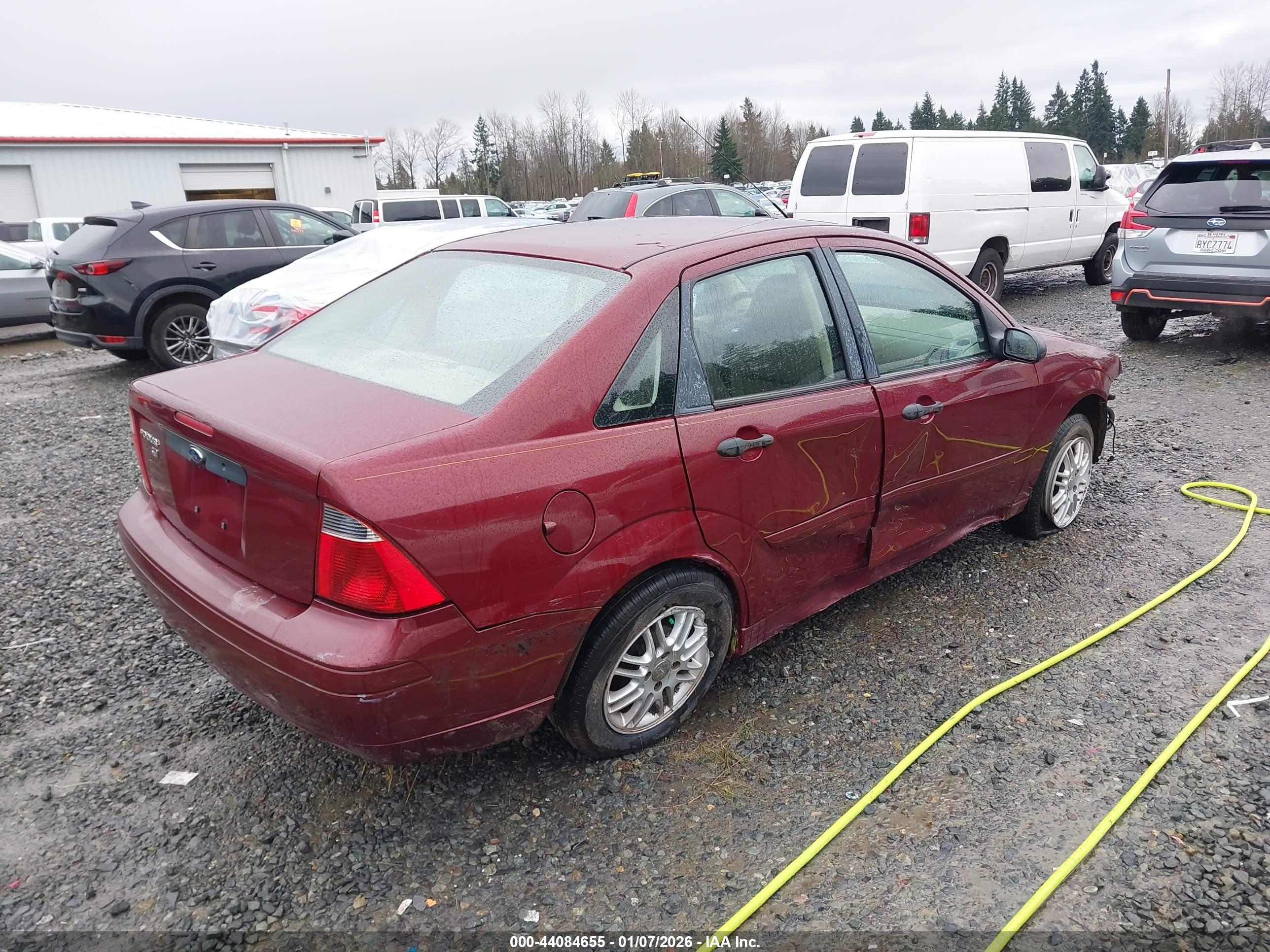 FORD FOCUS image 4