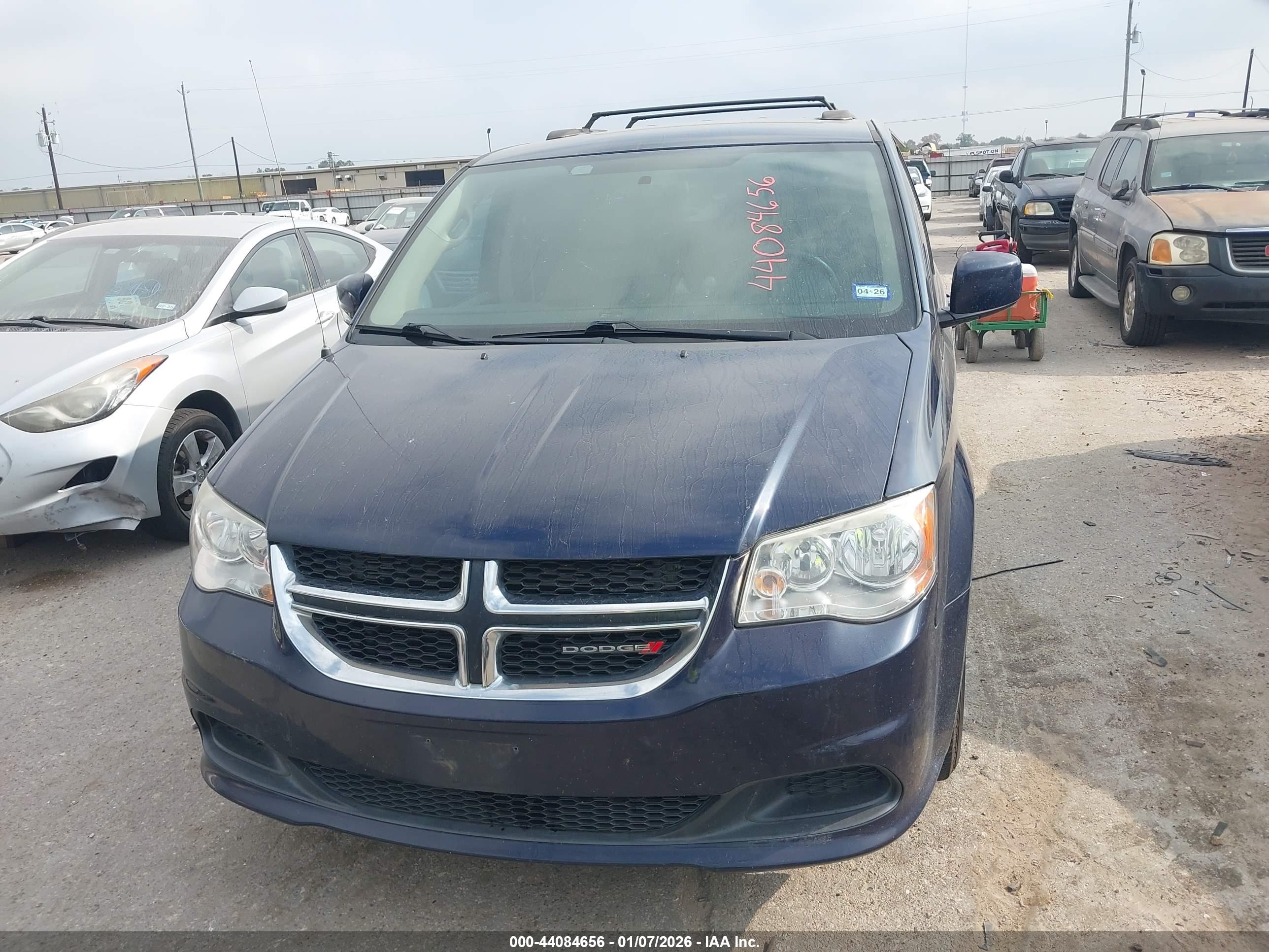 DODGE GRAND image 6