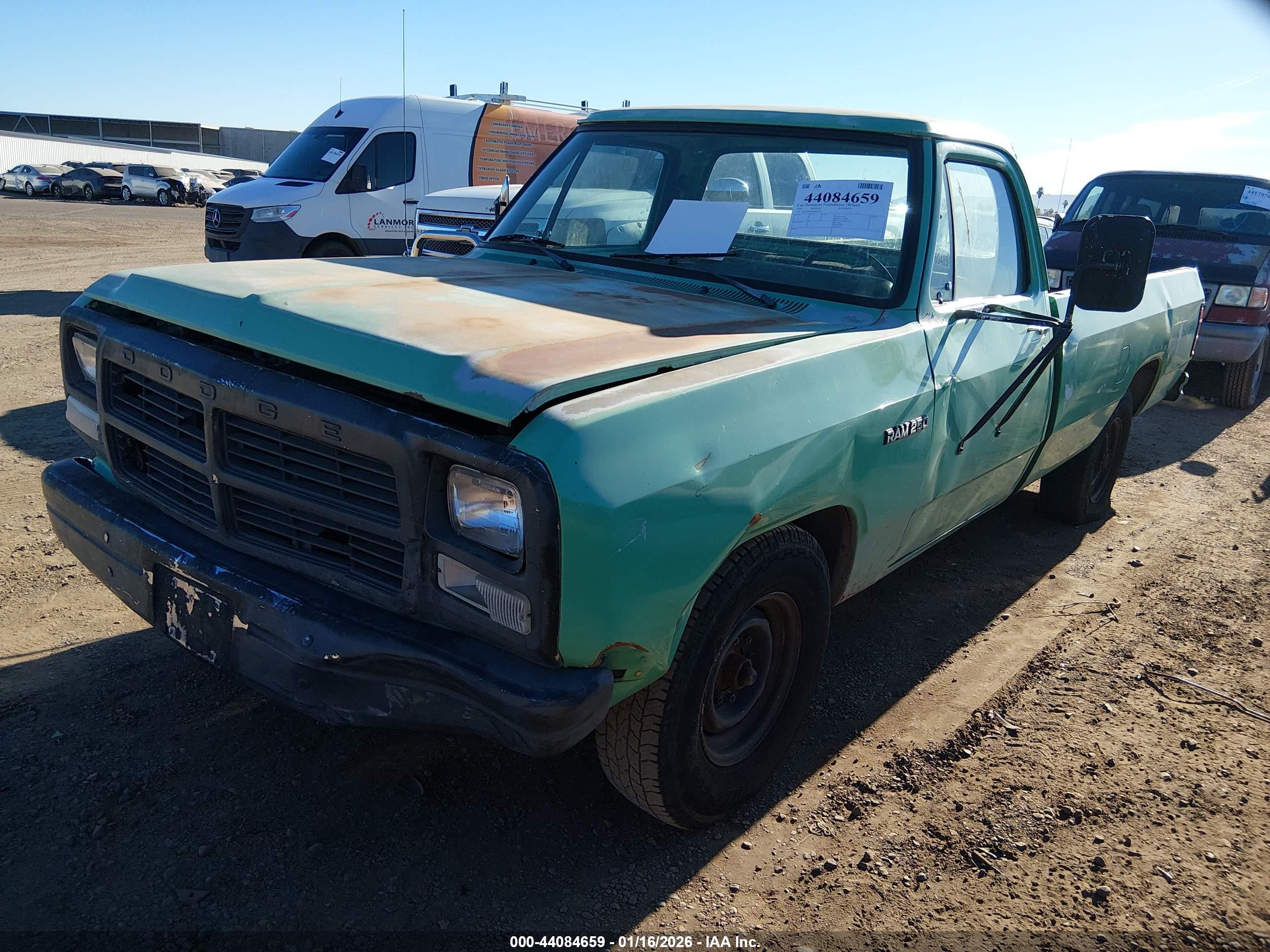 DODGE D-SERIES image 2