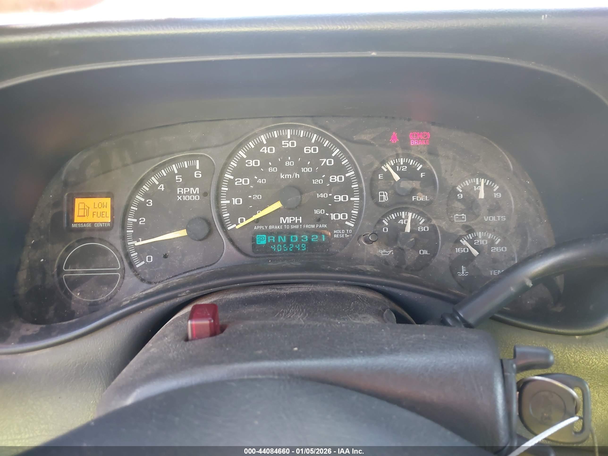 GMC SIERRA image 7