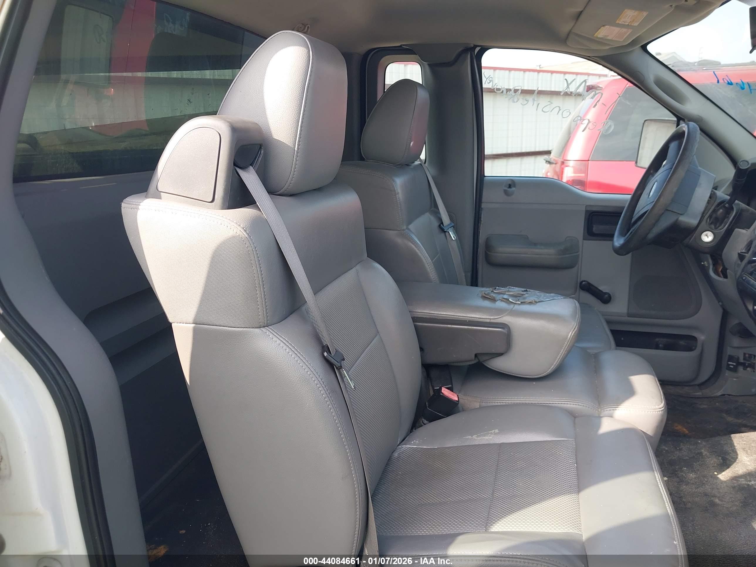 FORD F-150 image 8