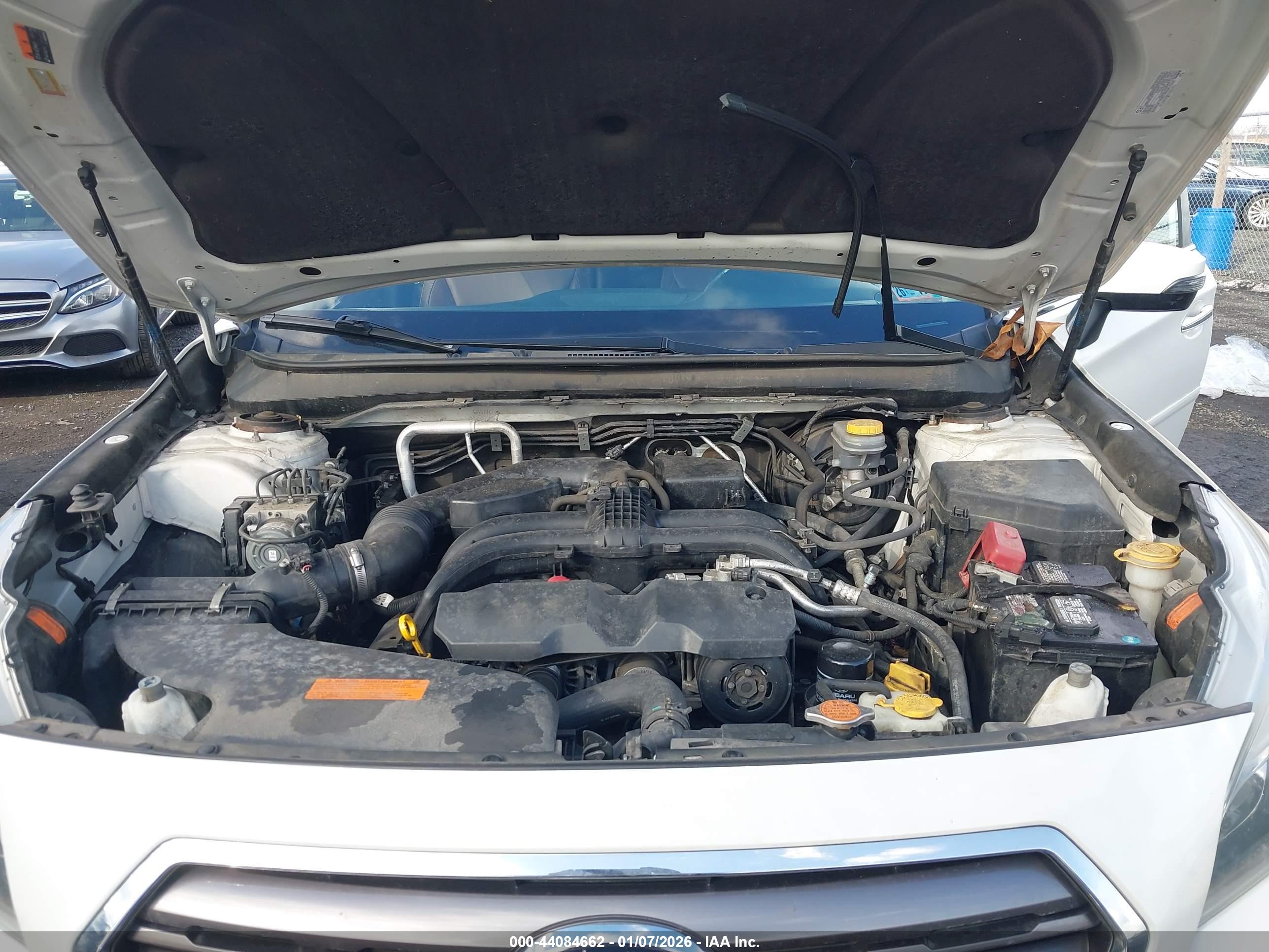 SUBARU OUTBACK image 10