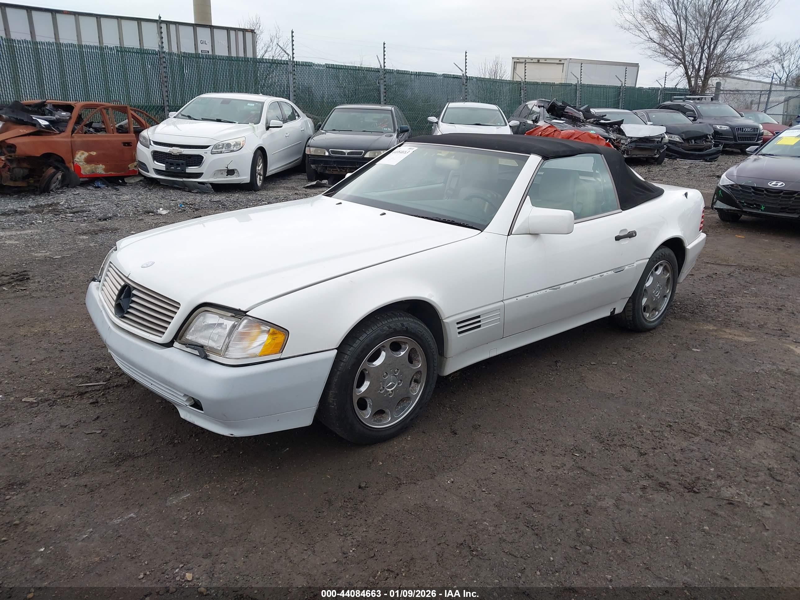 MERCEDES-BENZ SL image 2