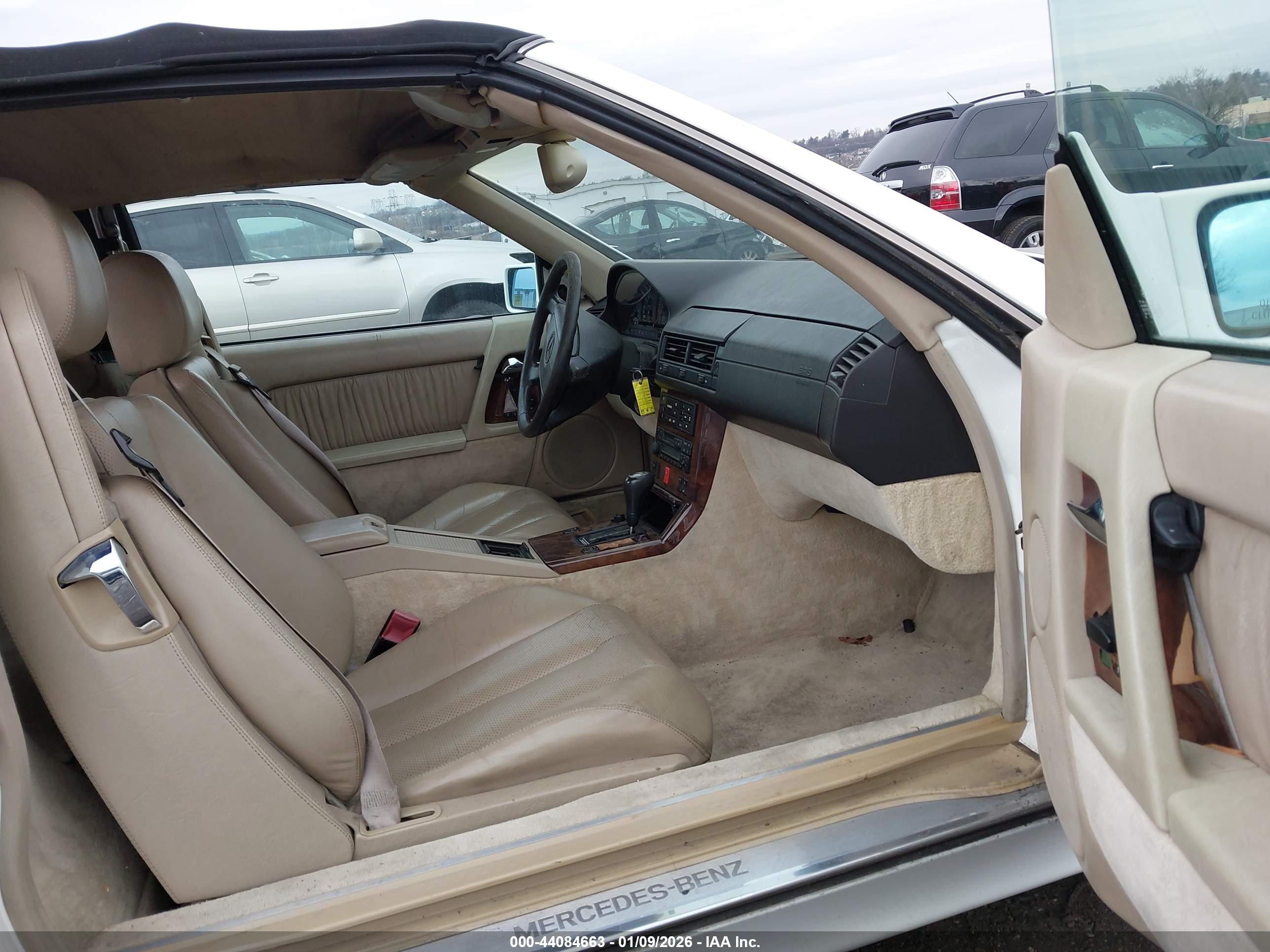 MERCEDES-BENZ SL image 5
