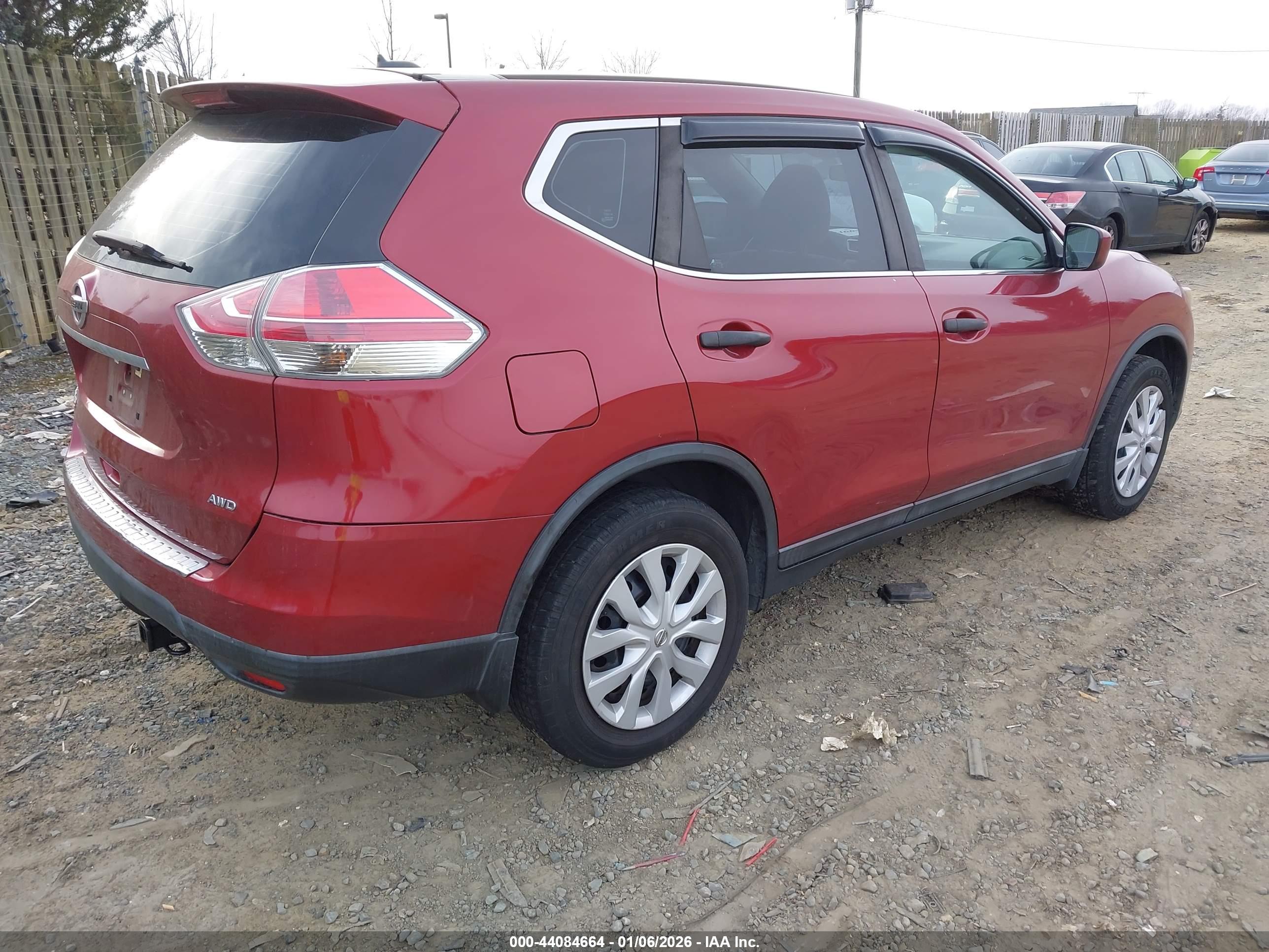 NISSAN ROGUE image 4