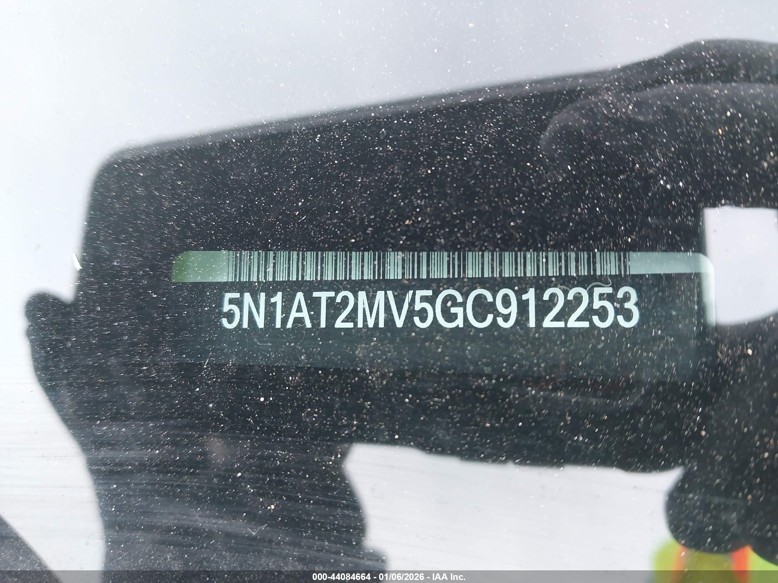 NISSAN ROGUE image 9