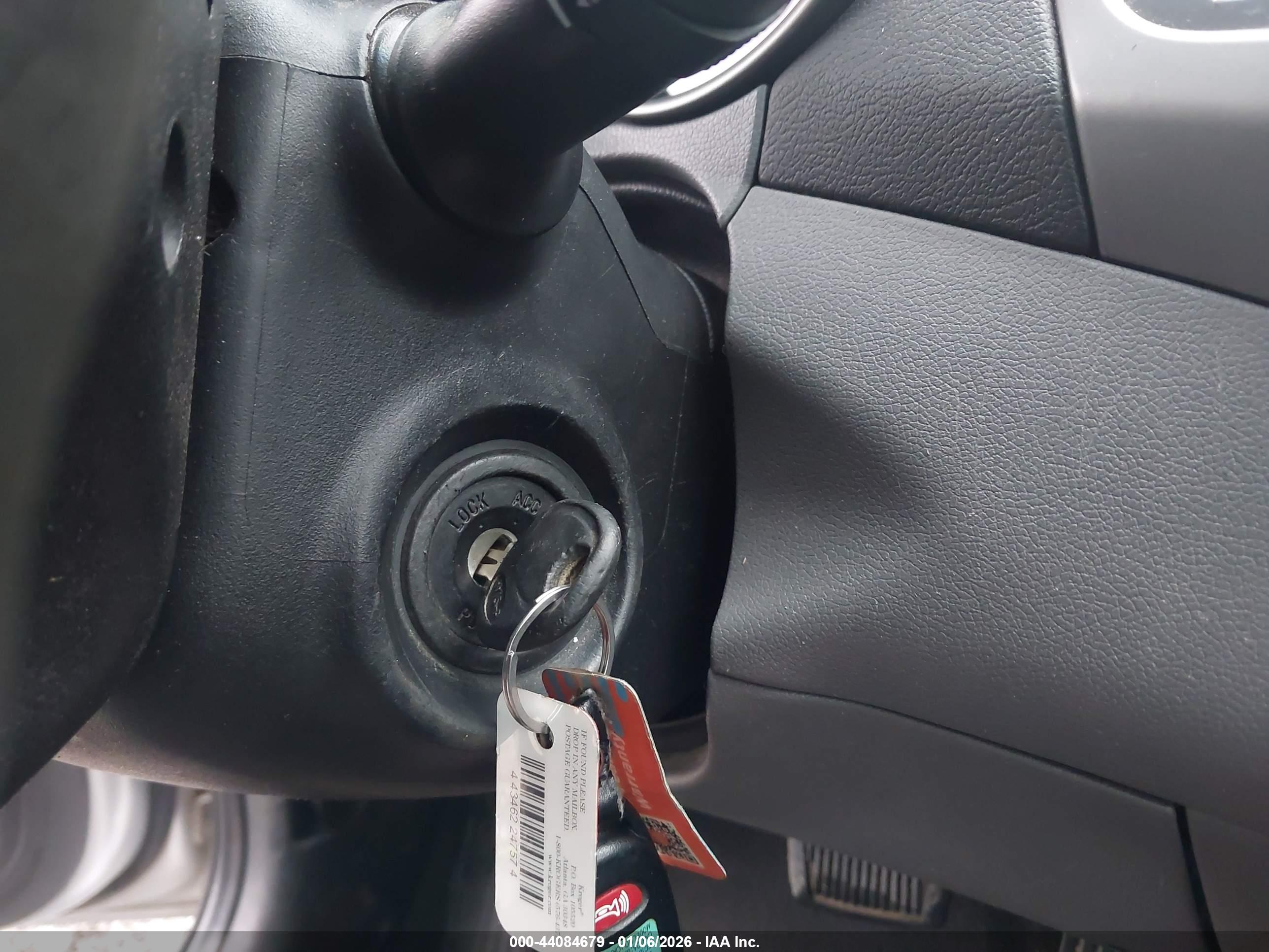 HYUNDAI ELANTRA image 11