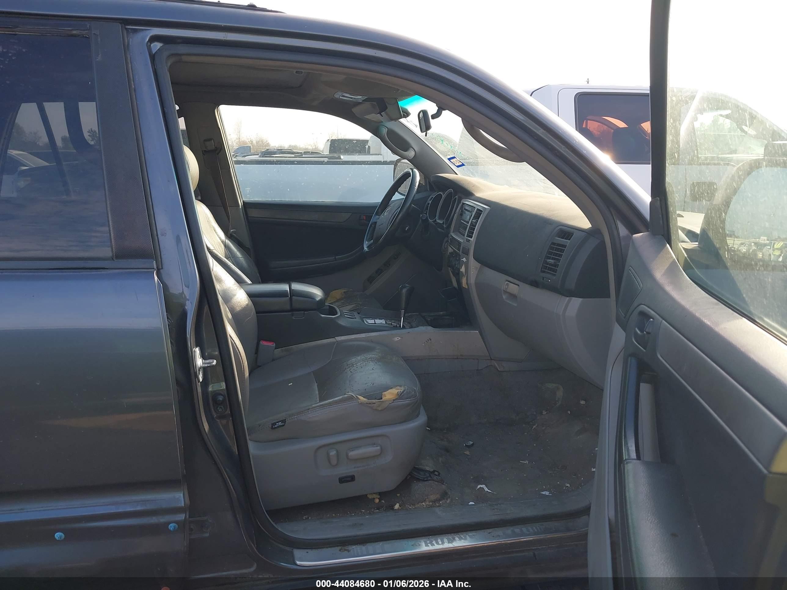 TOYOTA 4RUNNER image 5