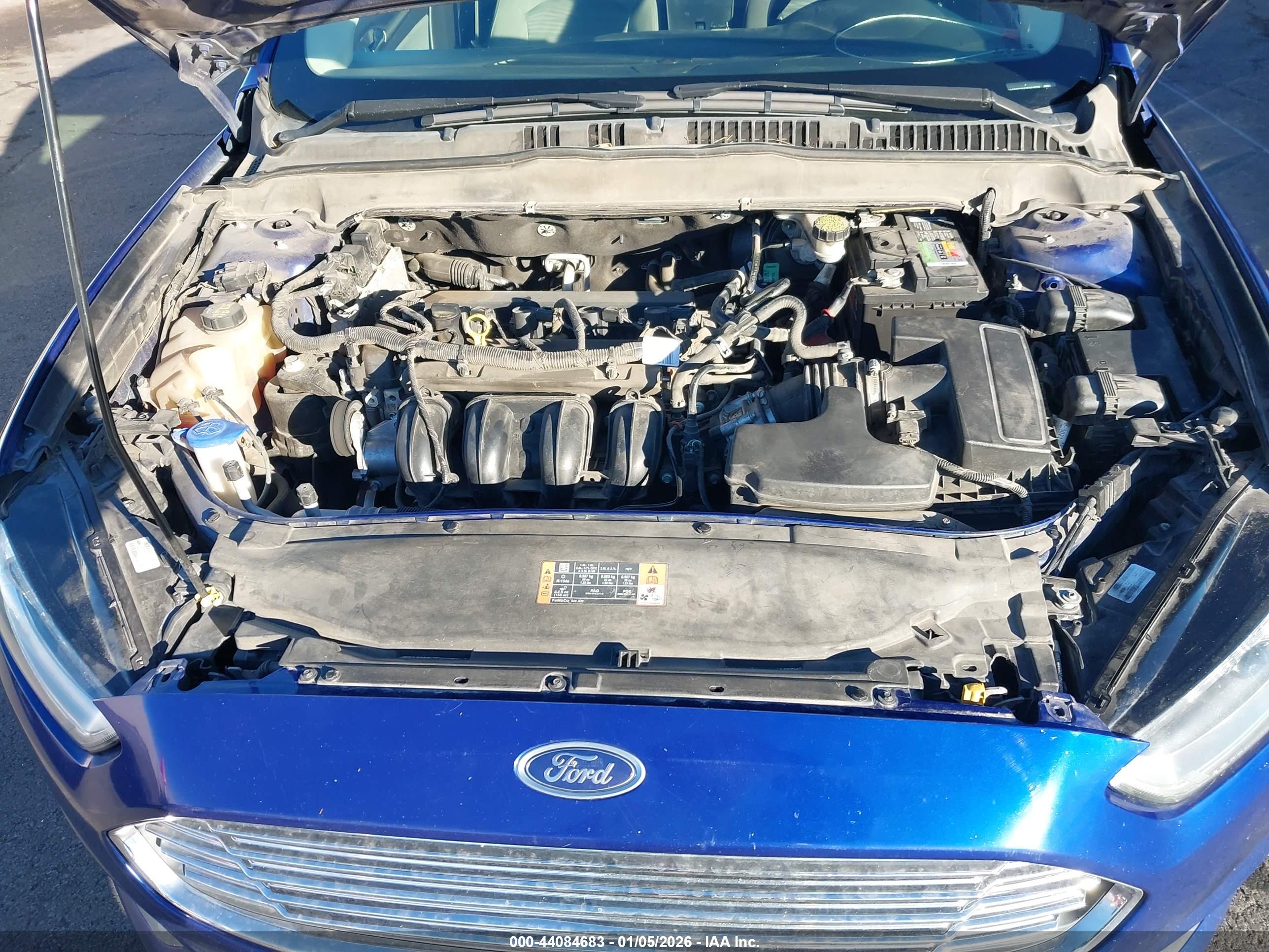 FORD FUSION image 10
