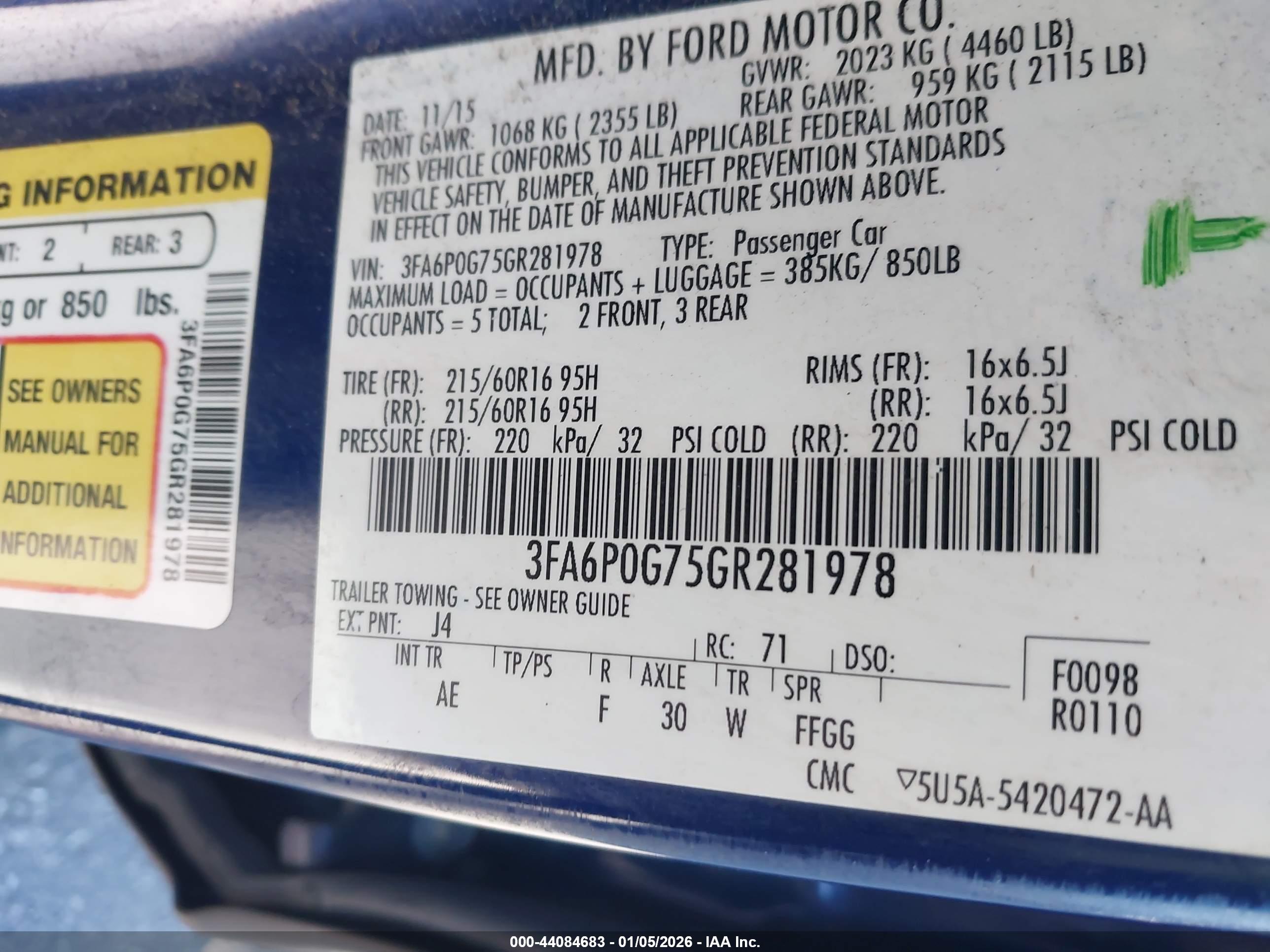 FORD FUSION image 9