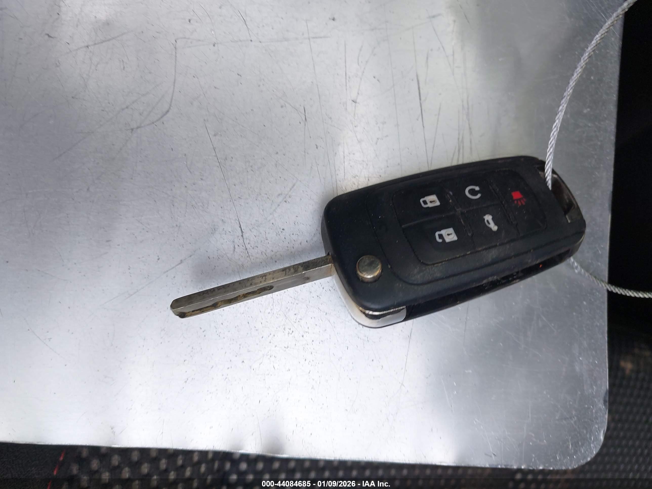 CHEVROLET EQUINOX image 11