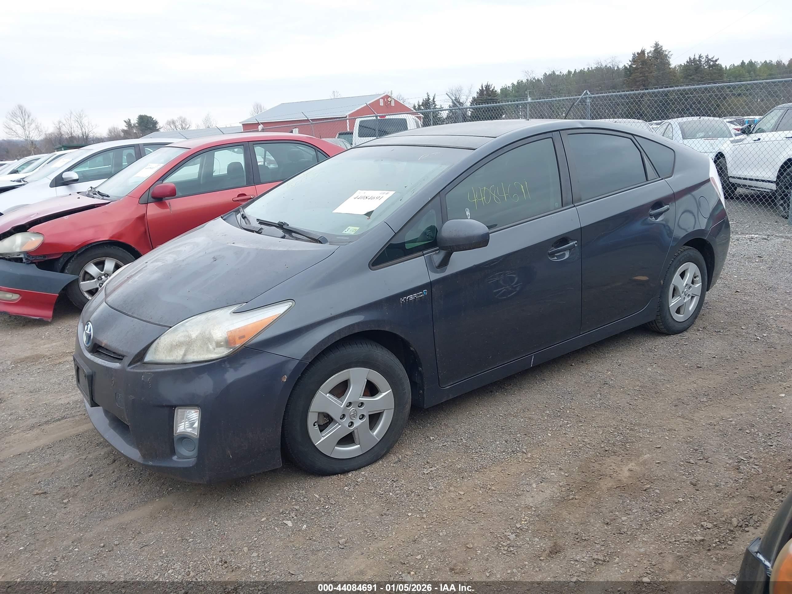TOYOTA PRIUS image 2