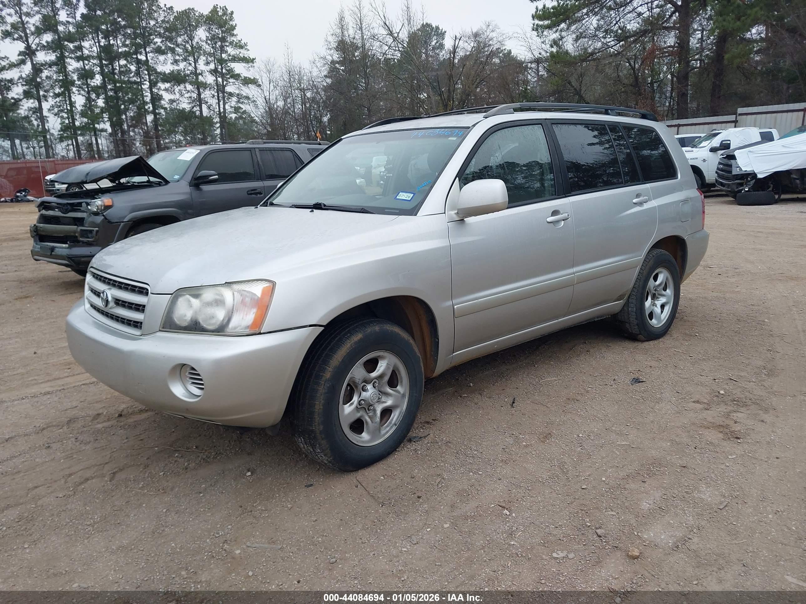 TOYOTA HIGHLANDER image 2