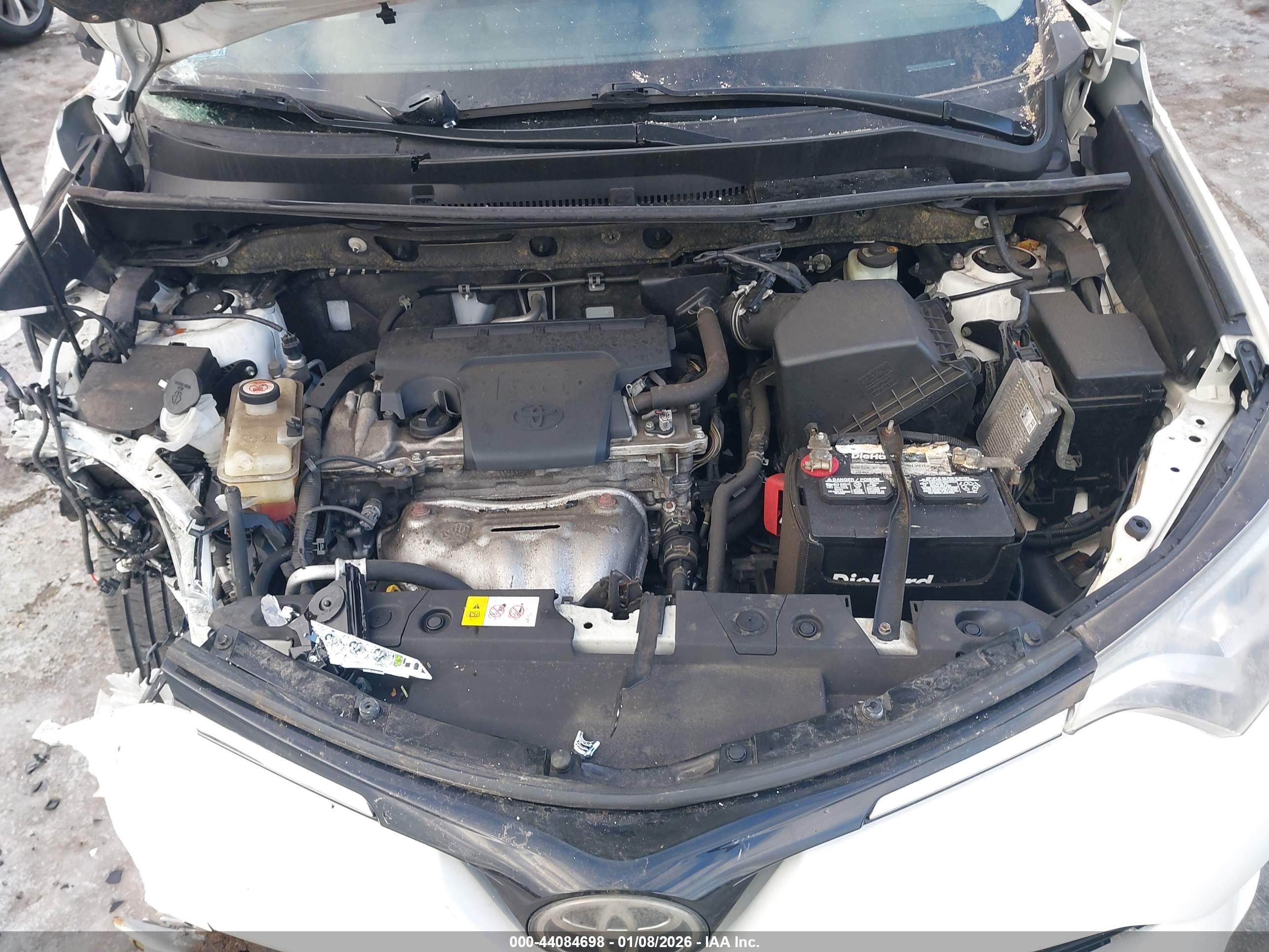 TOYOTA RAV4 image 10