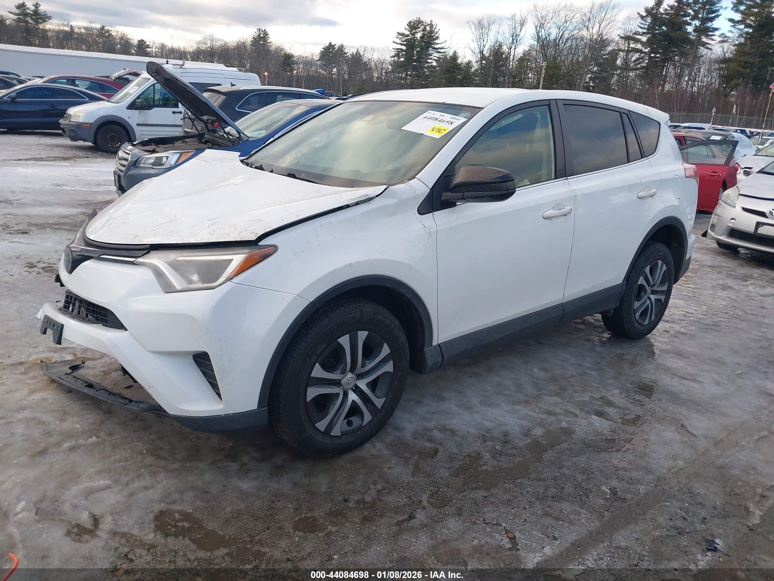 TOYOTA RAV4 image 2