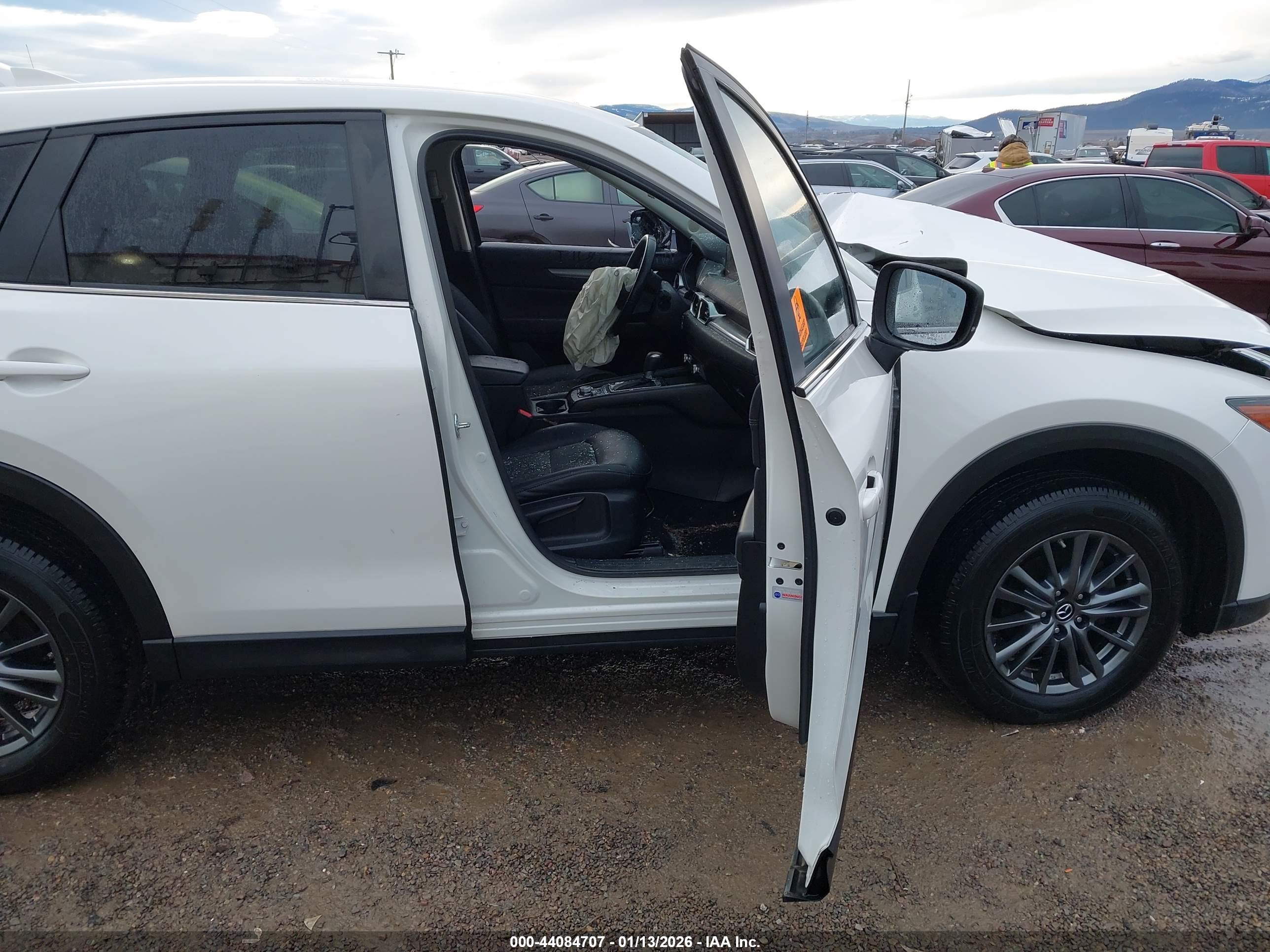 MAZDA CX-5 image 5
