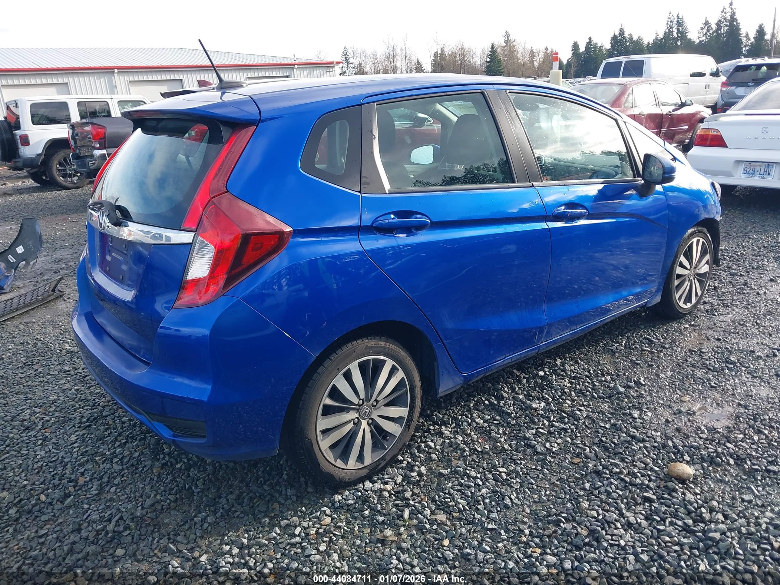 HONDA FIT image 4