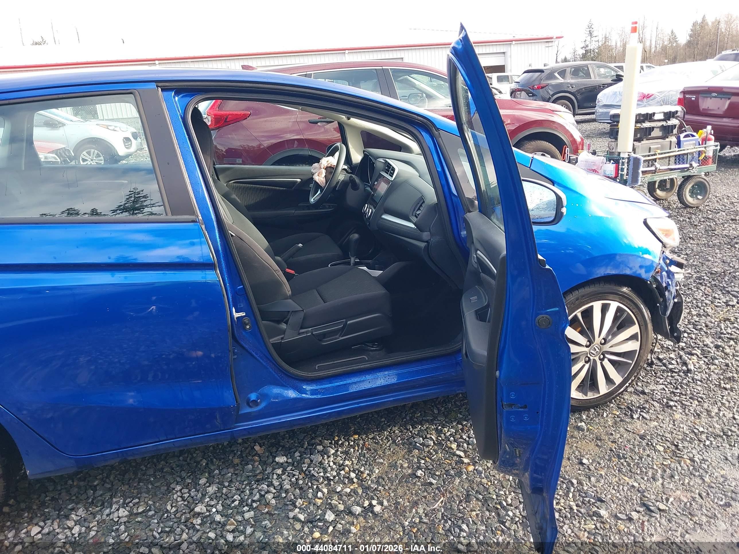 HONDA FIT image 5
