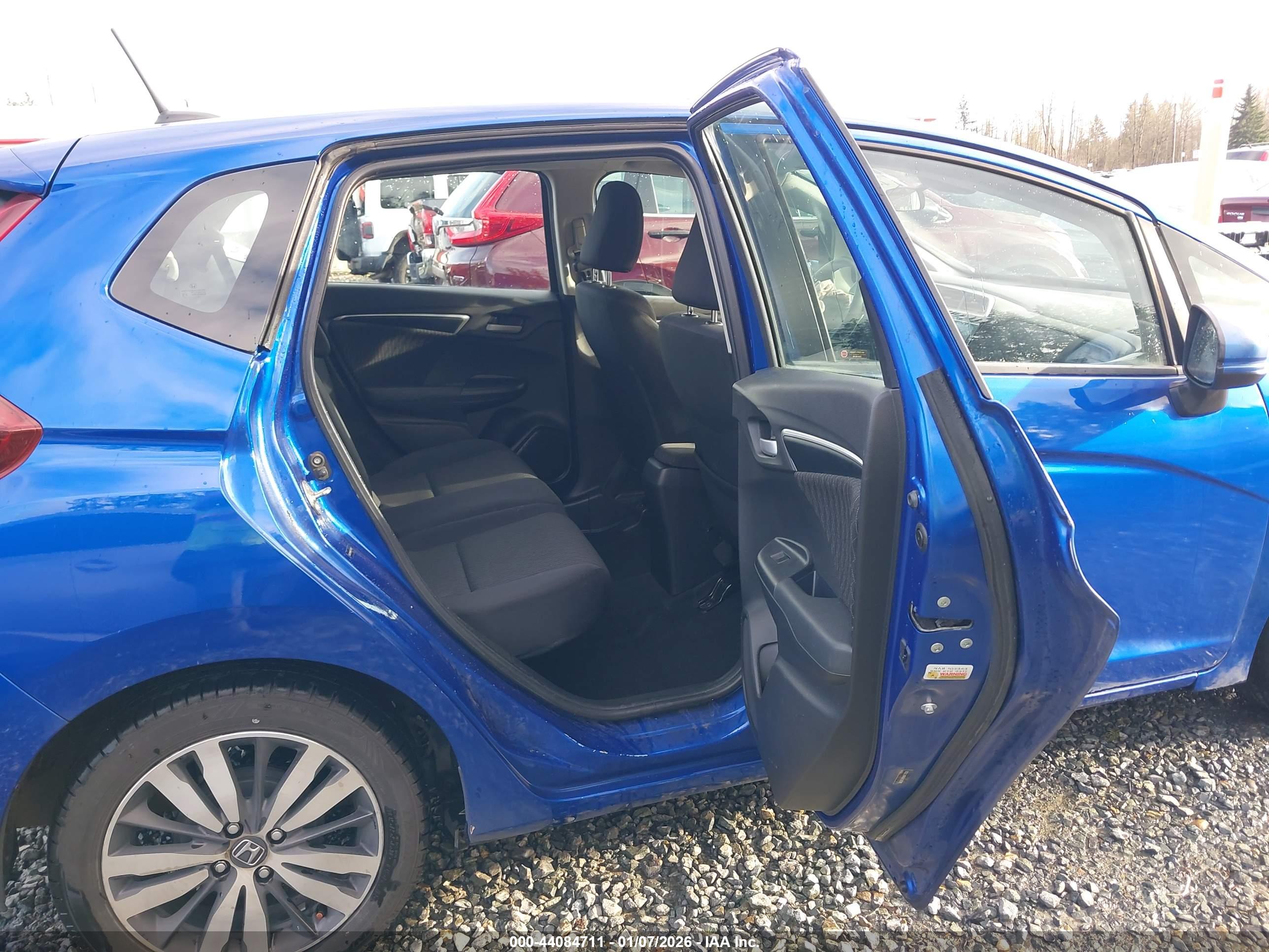 HONDA FIT image 8
