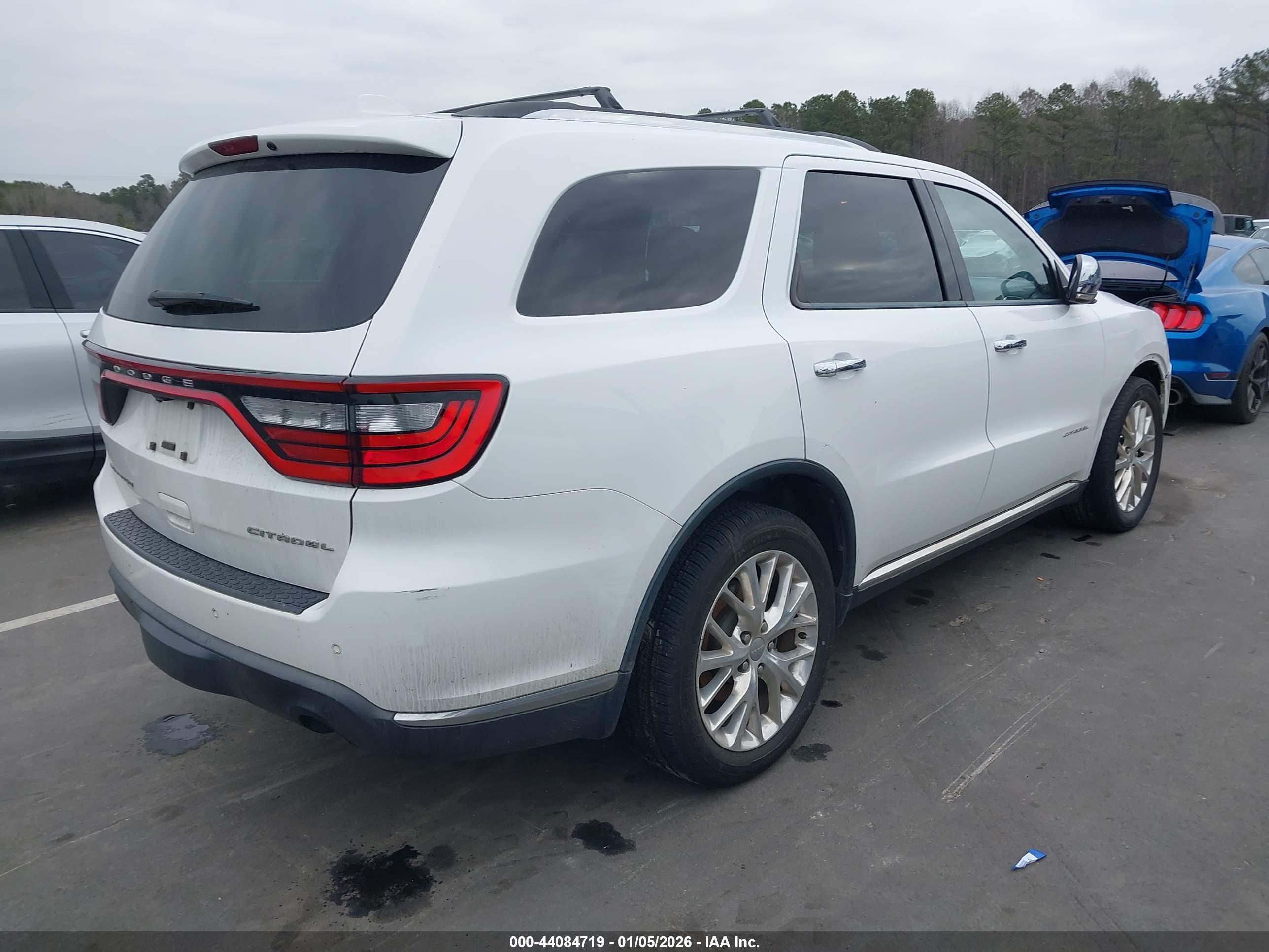 DODGE DURANGO image 4