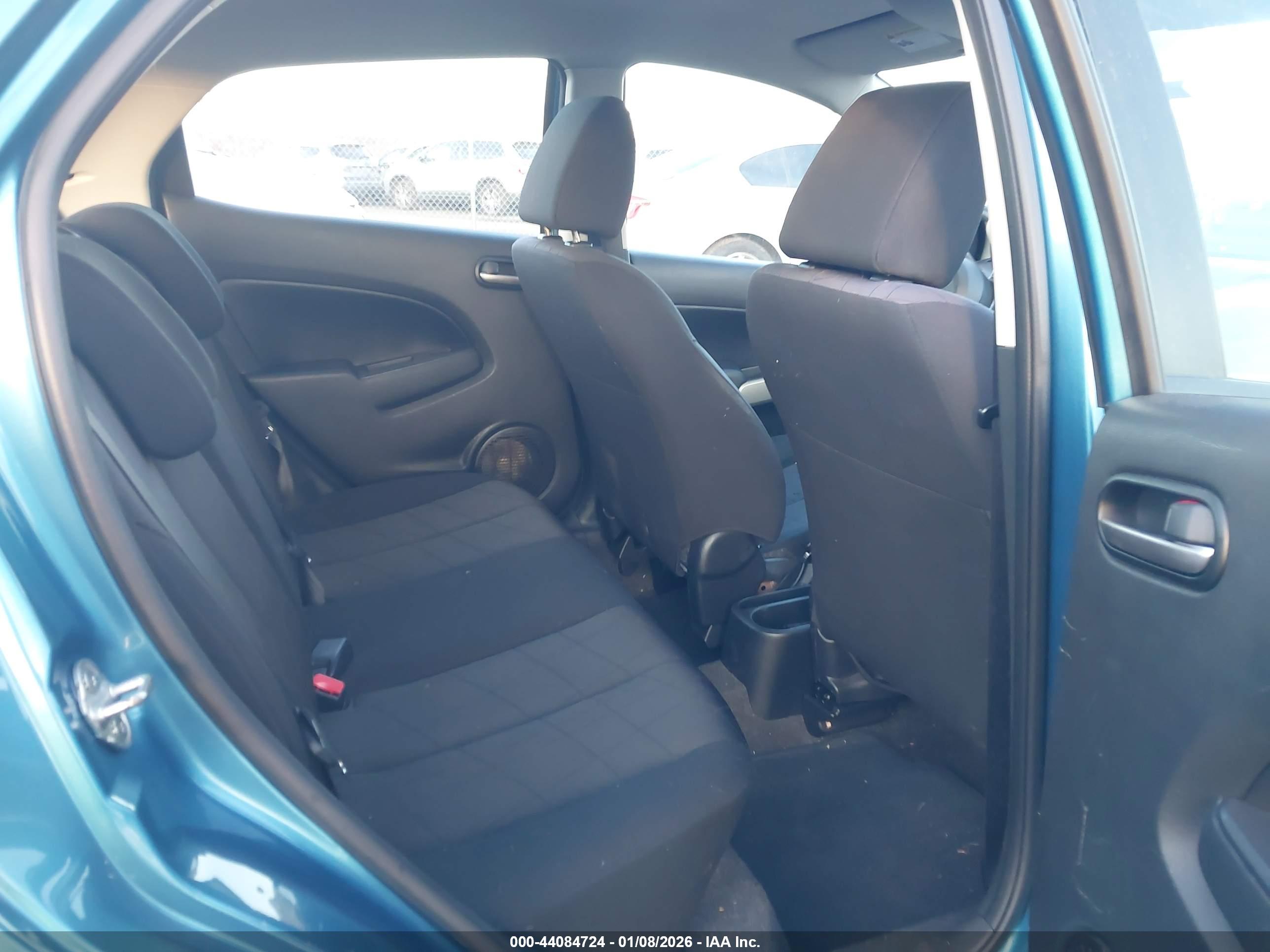 MAZDA MAZDA2 image 8