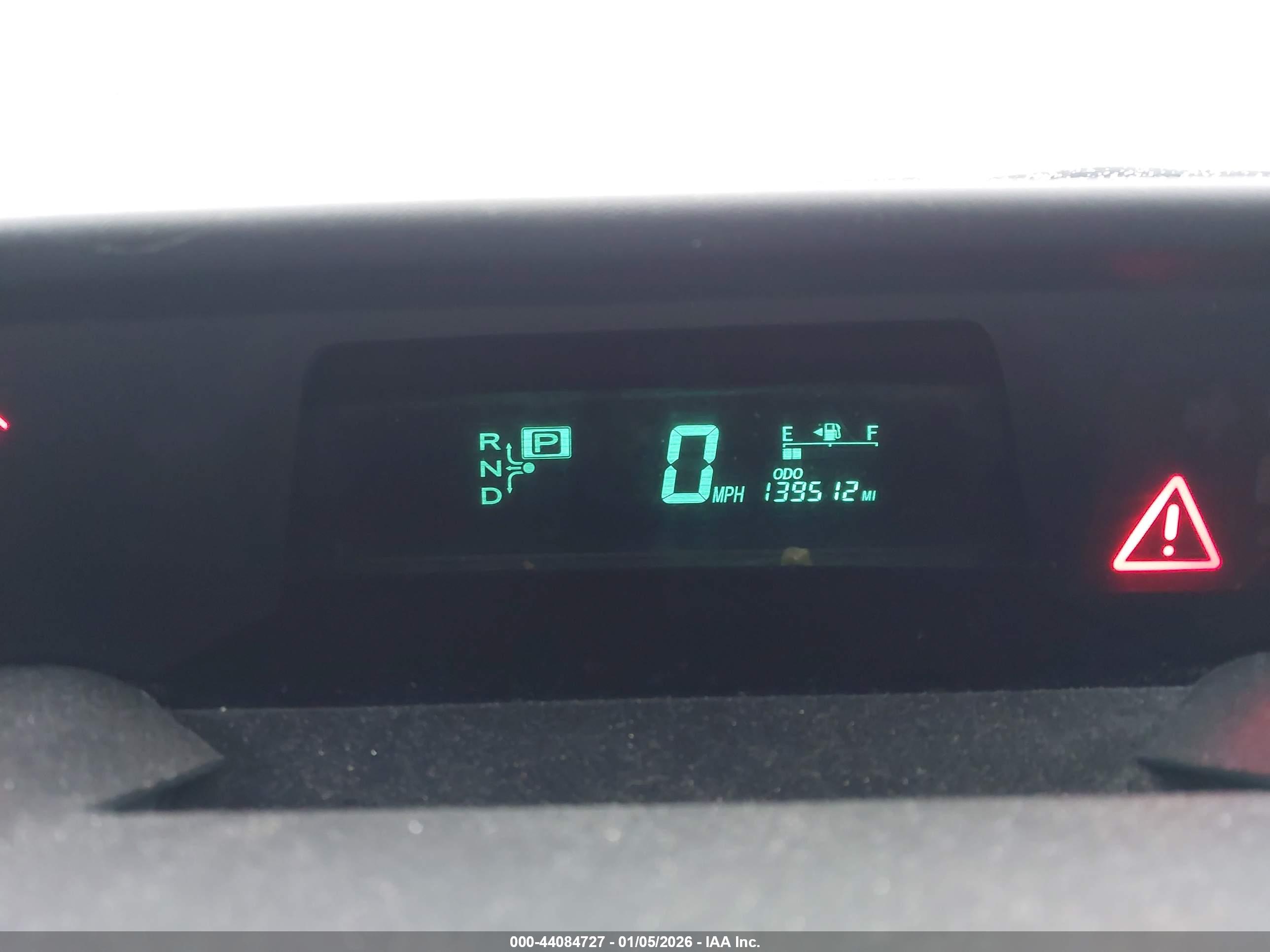 TOYOTA PRIUS image 7
