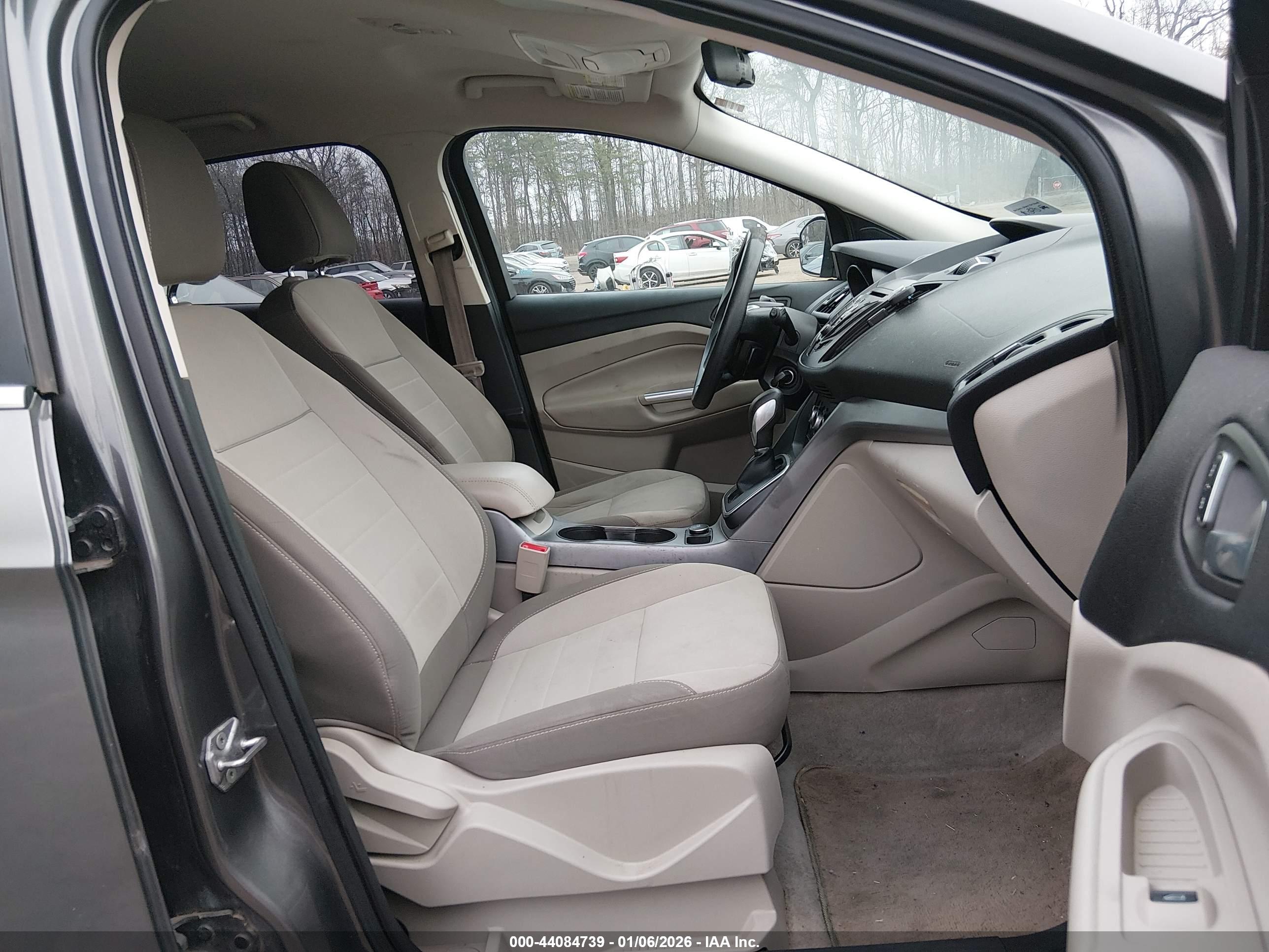 FORD ESCAPE image 5
