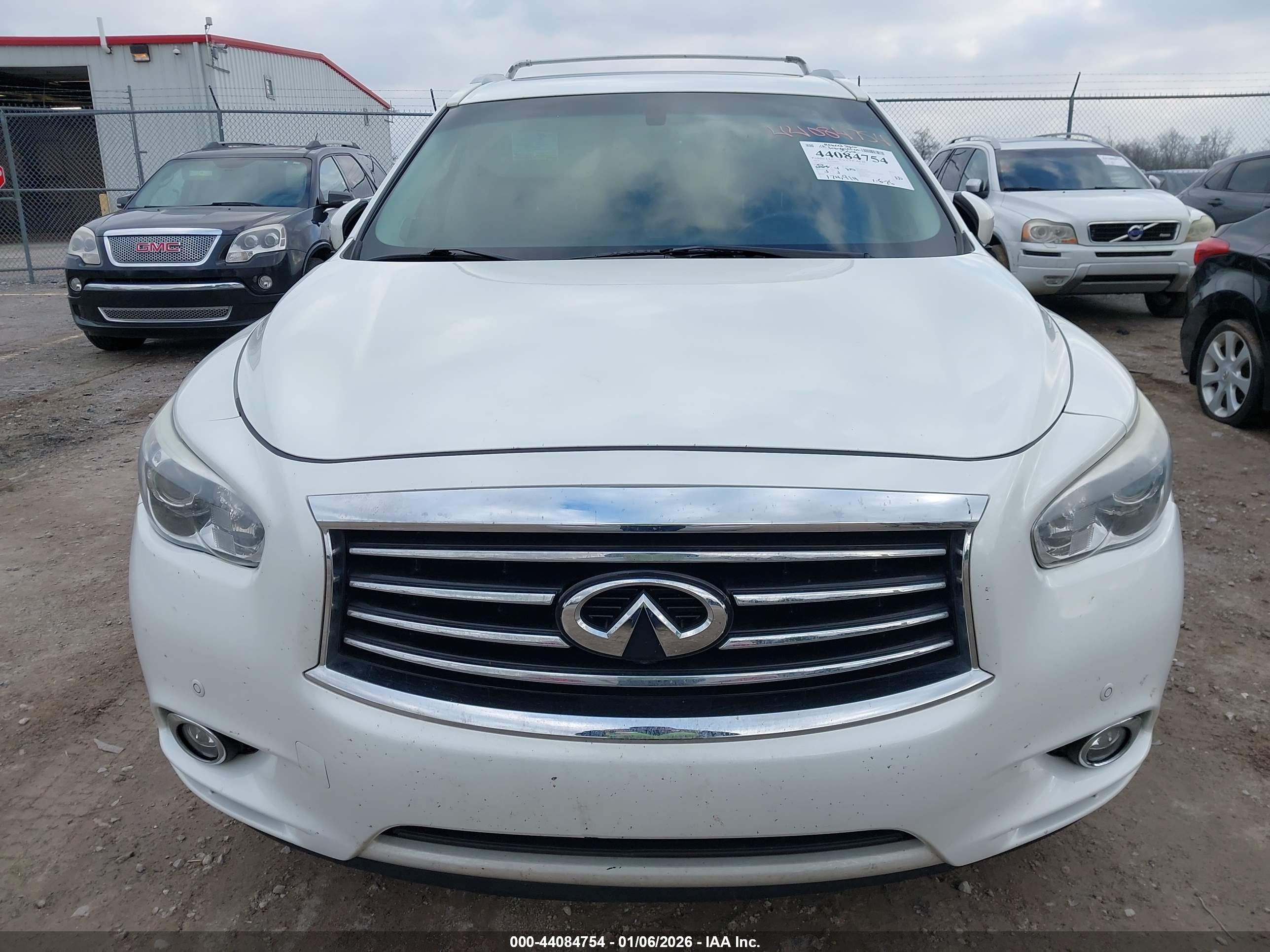 INFINITI JX35 image 6
