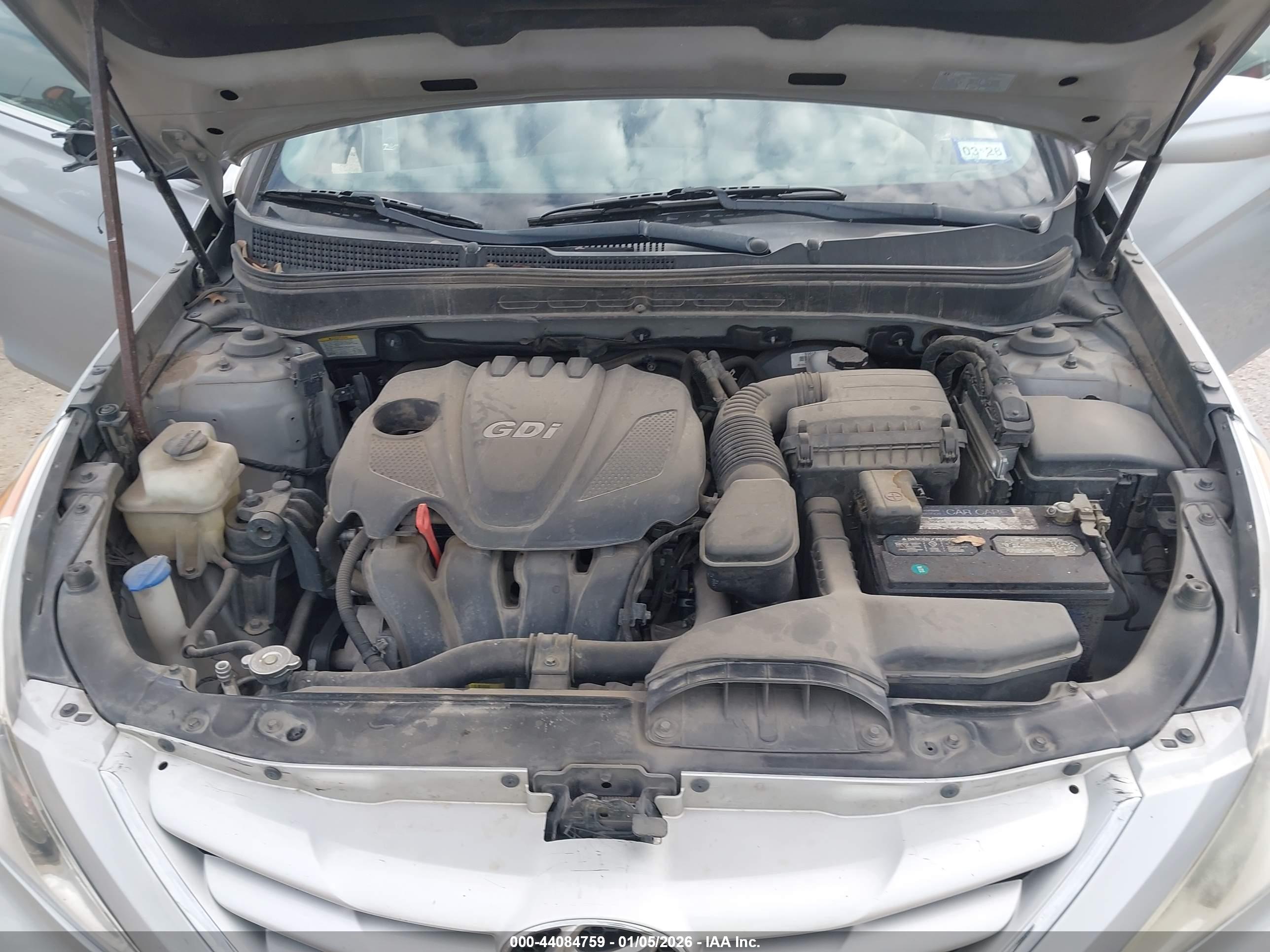 HYUNDAI SONATA image 10