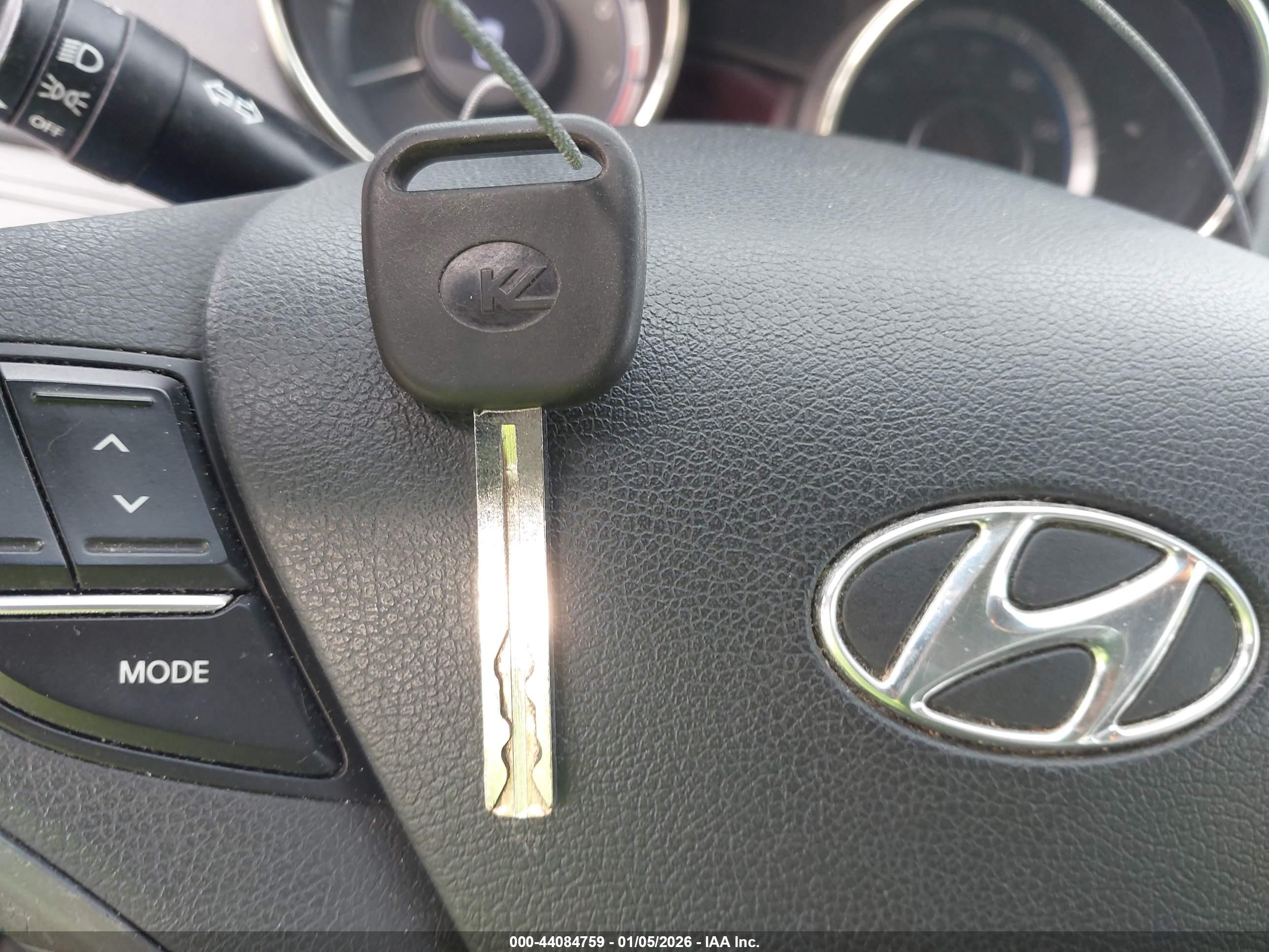 HYUNDAI SONATA image 11