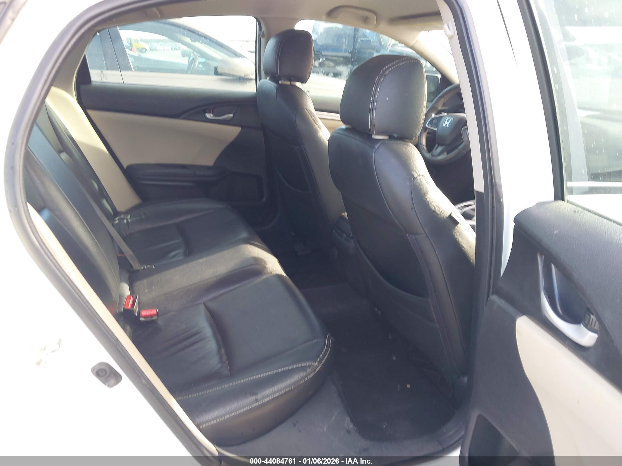 HONDA CIVIC image 8