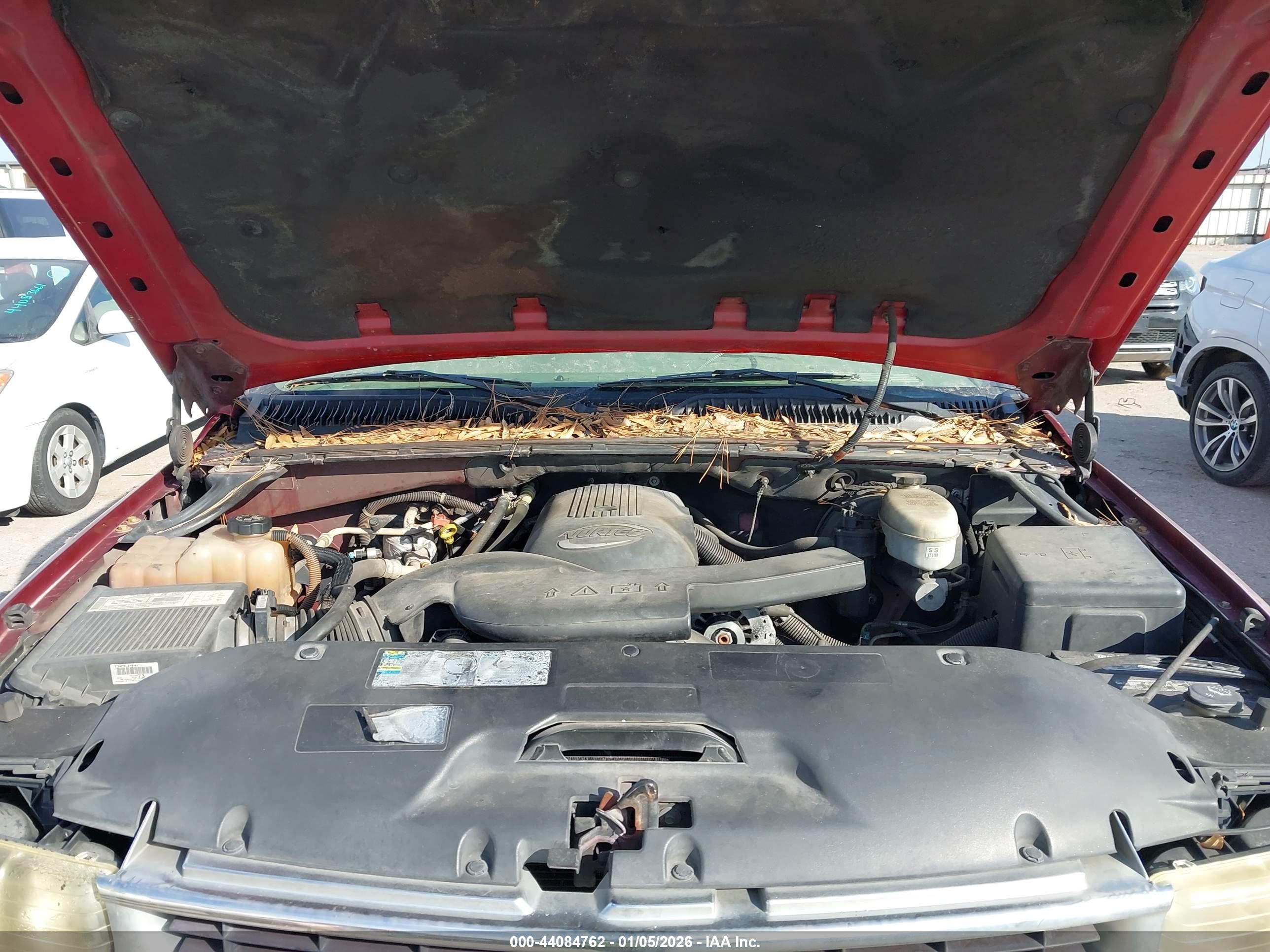 CHEVROLET TAHOE image 10