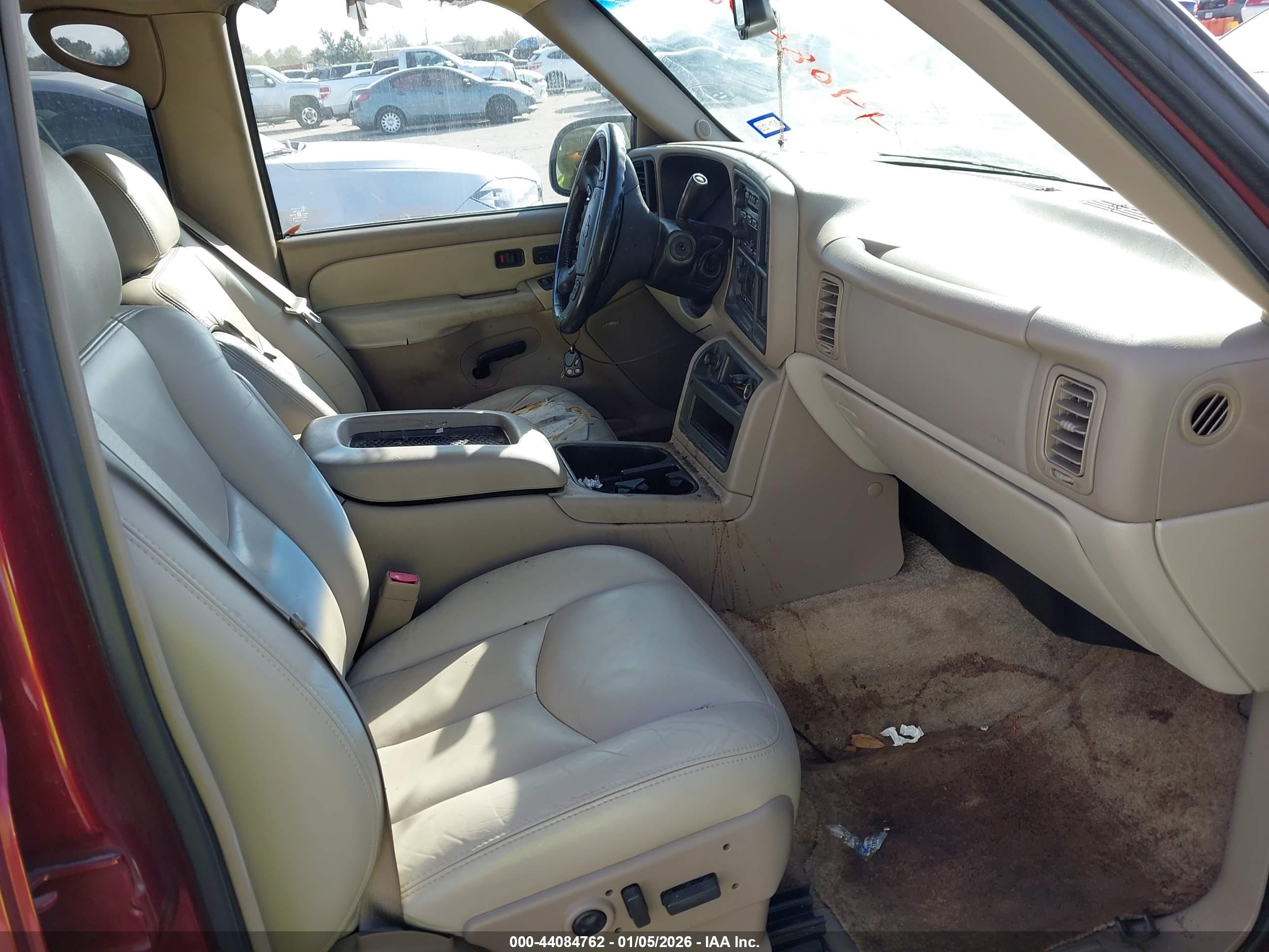 CHEVROLET TAHOE image 5