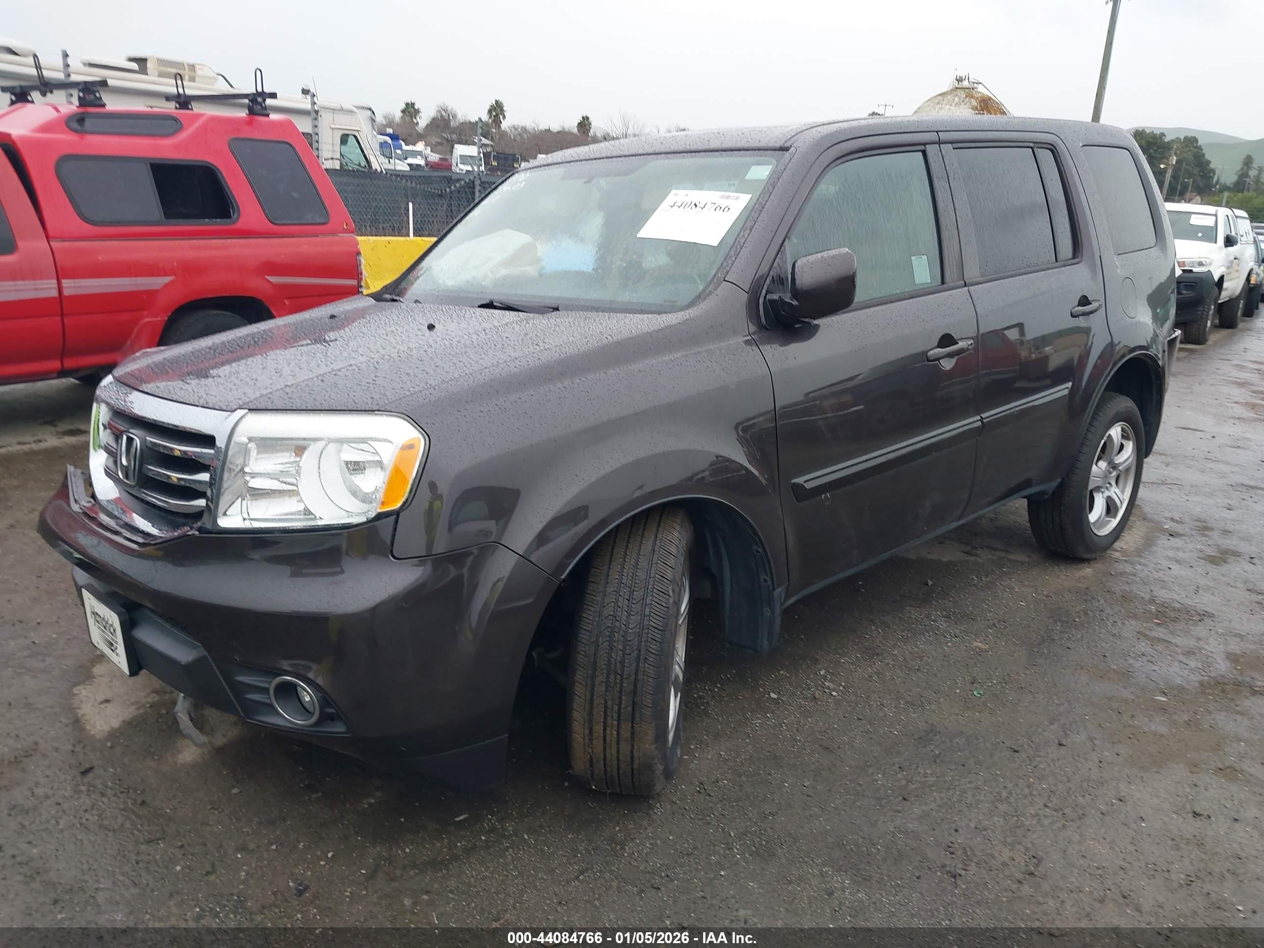 HONDA PILOT image 2