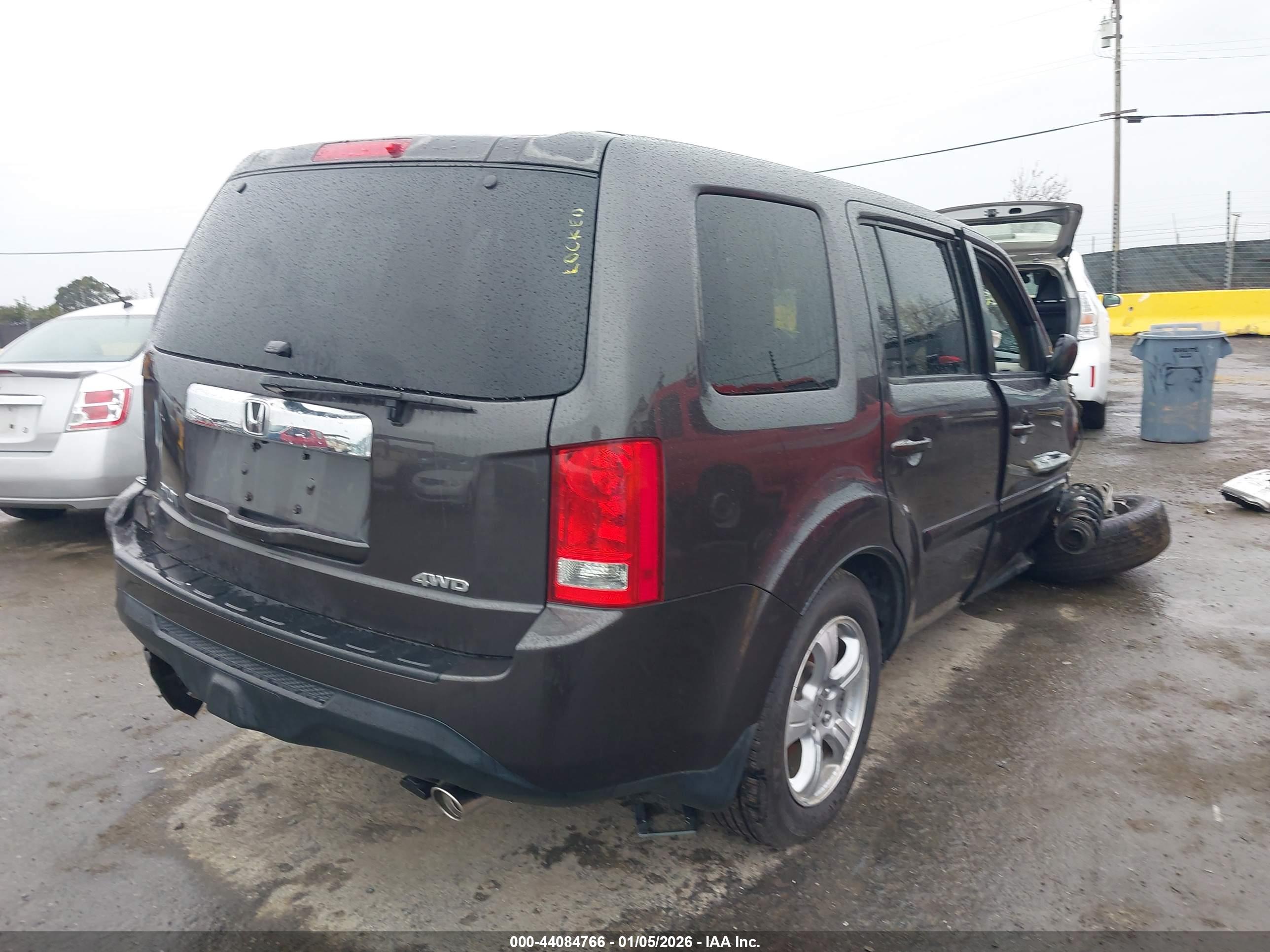 HONDA PILOT image 4