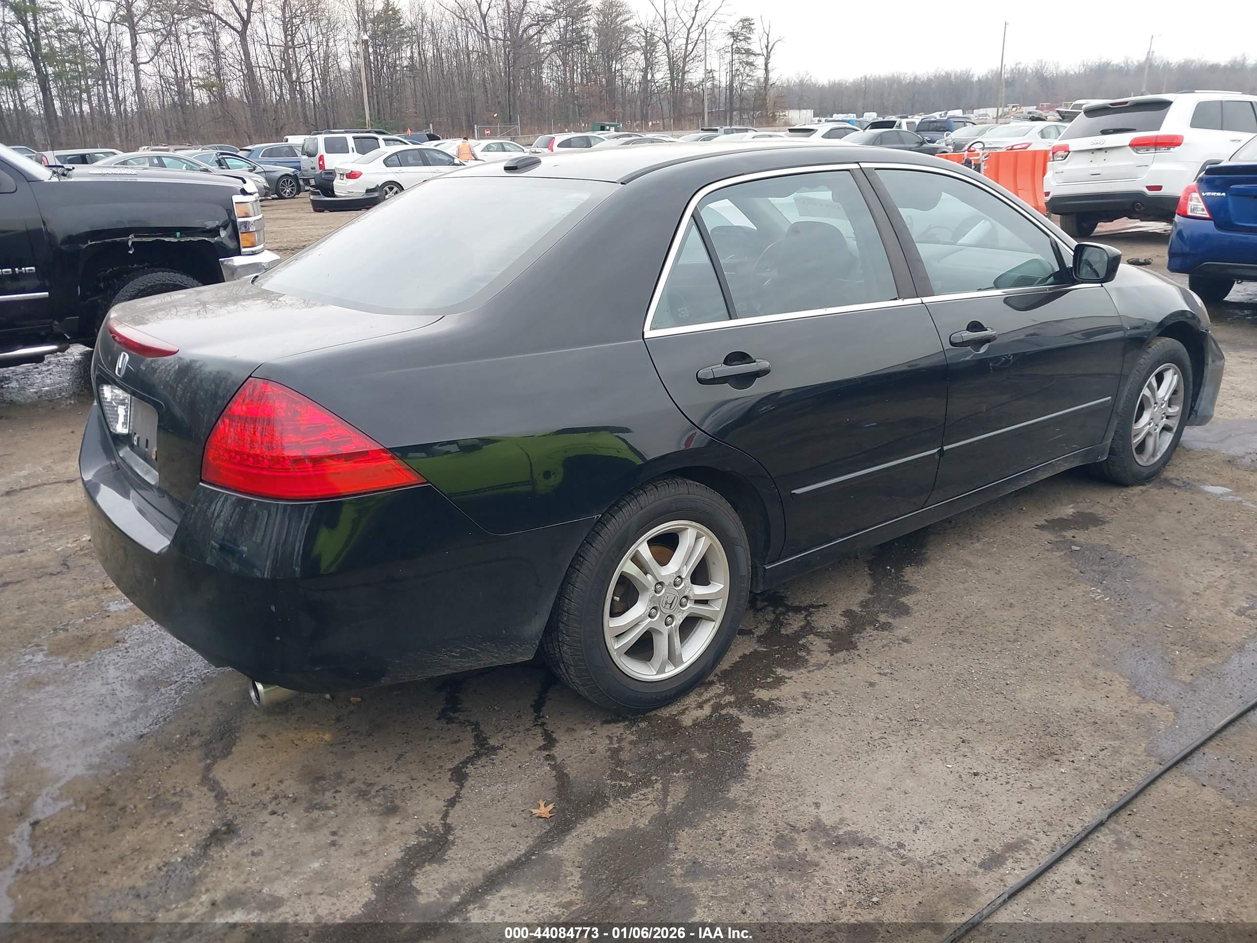 HONDA ACCORD image 4