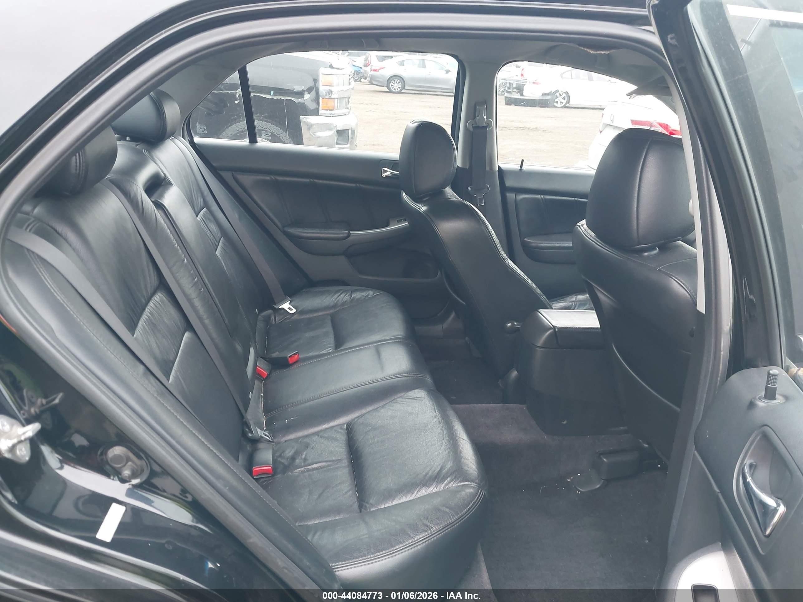 HONDA ACCORD image 8