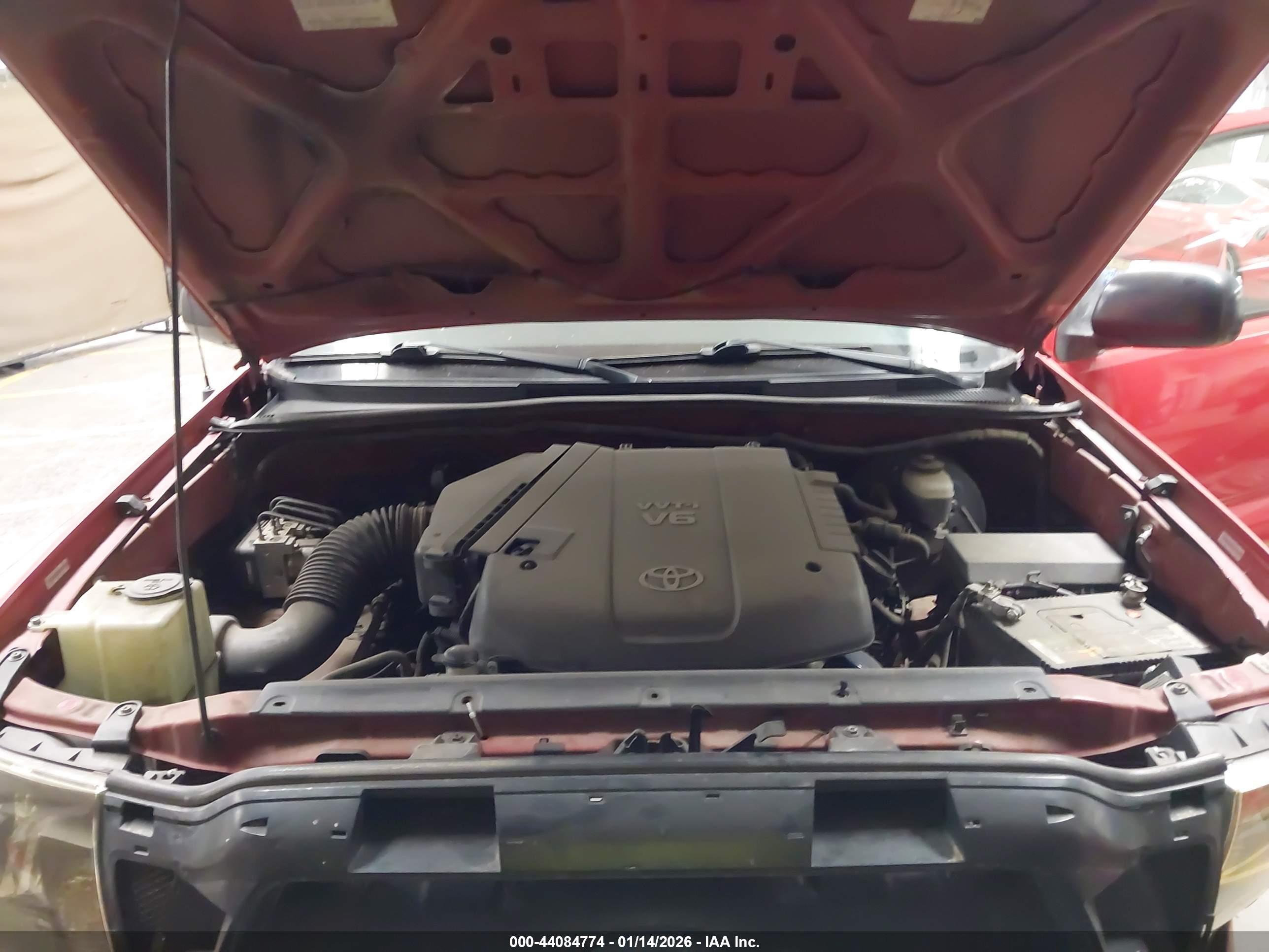 TOYOTA TACOMA image 10