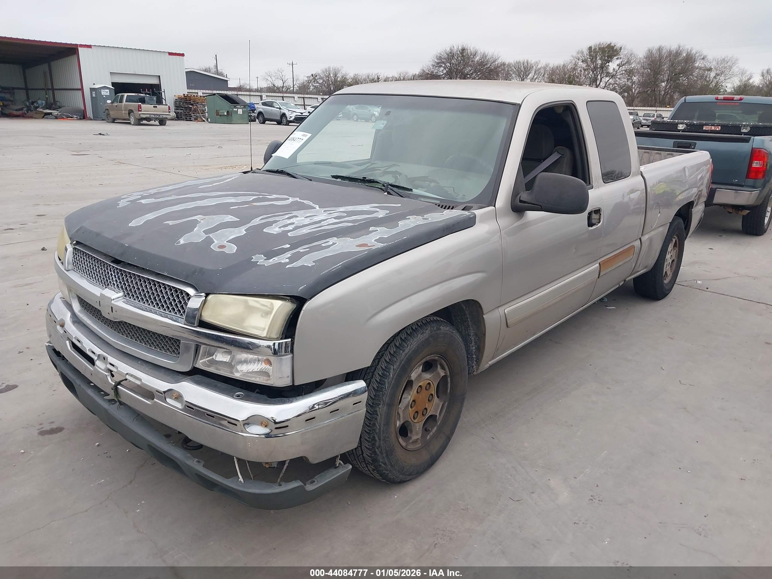 CHEVROLET SILVERADO image 2