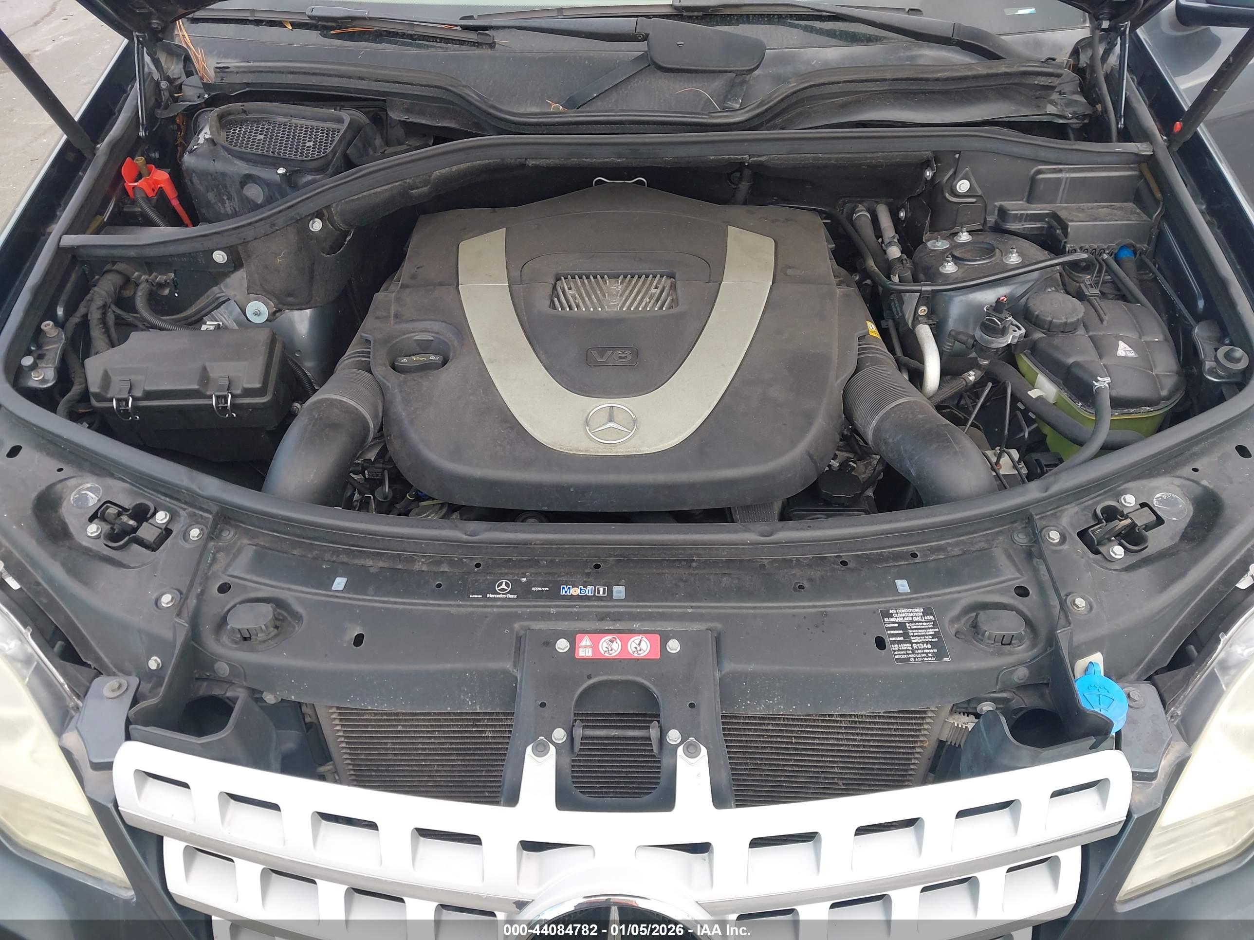 MERCEDES-BENZ ML image 10
