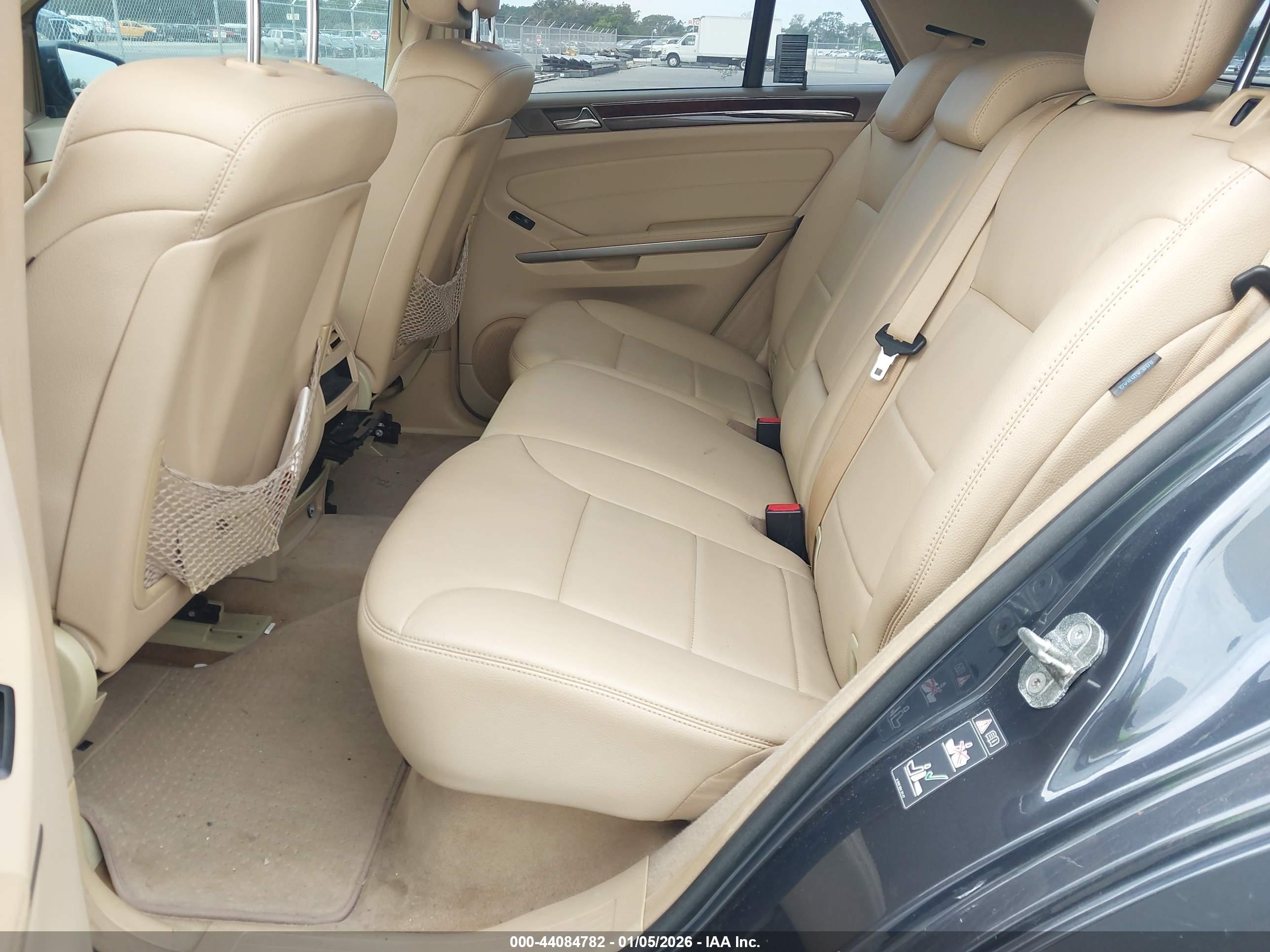 MERCEDES-BENZ ML image 8