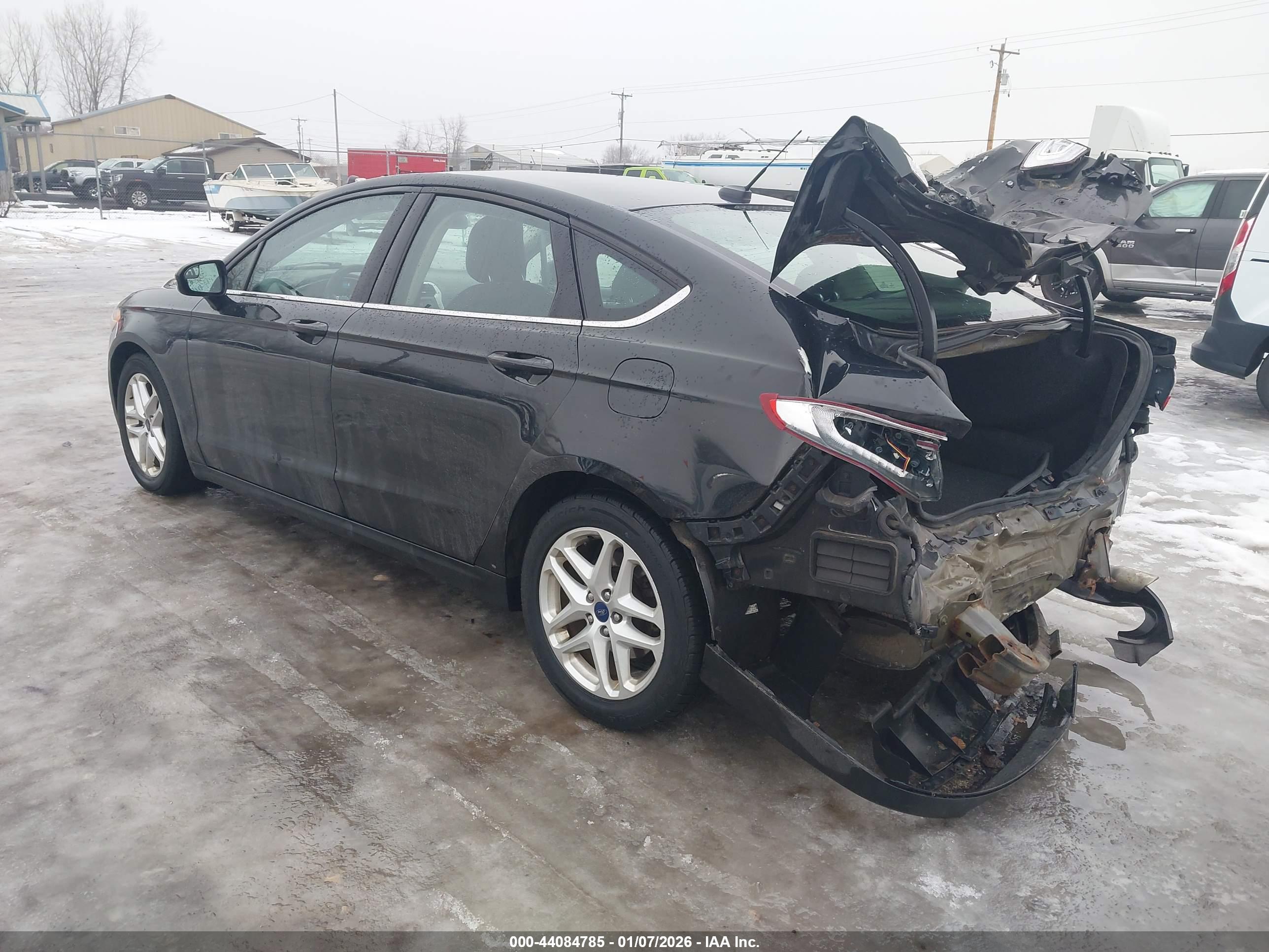FORD FUSION image 3