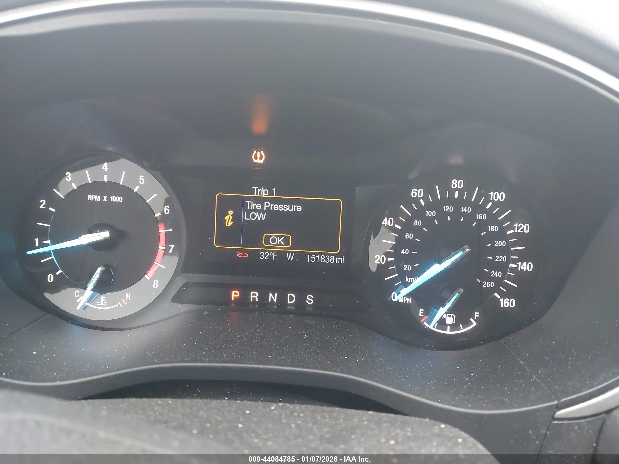 FORD FUSION image 7